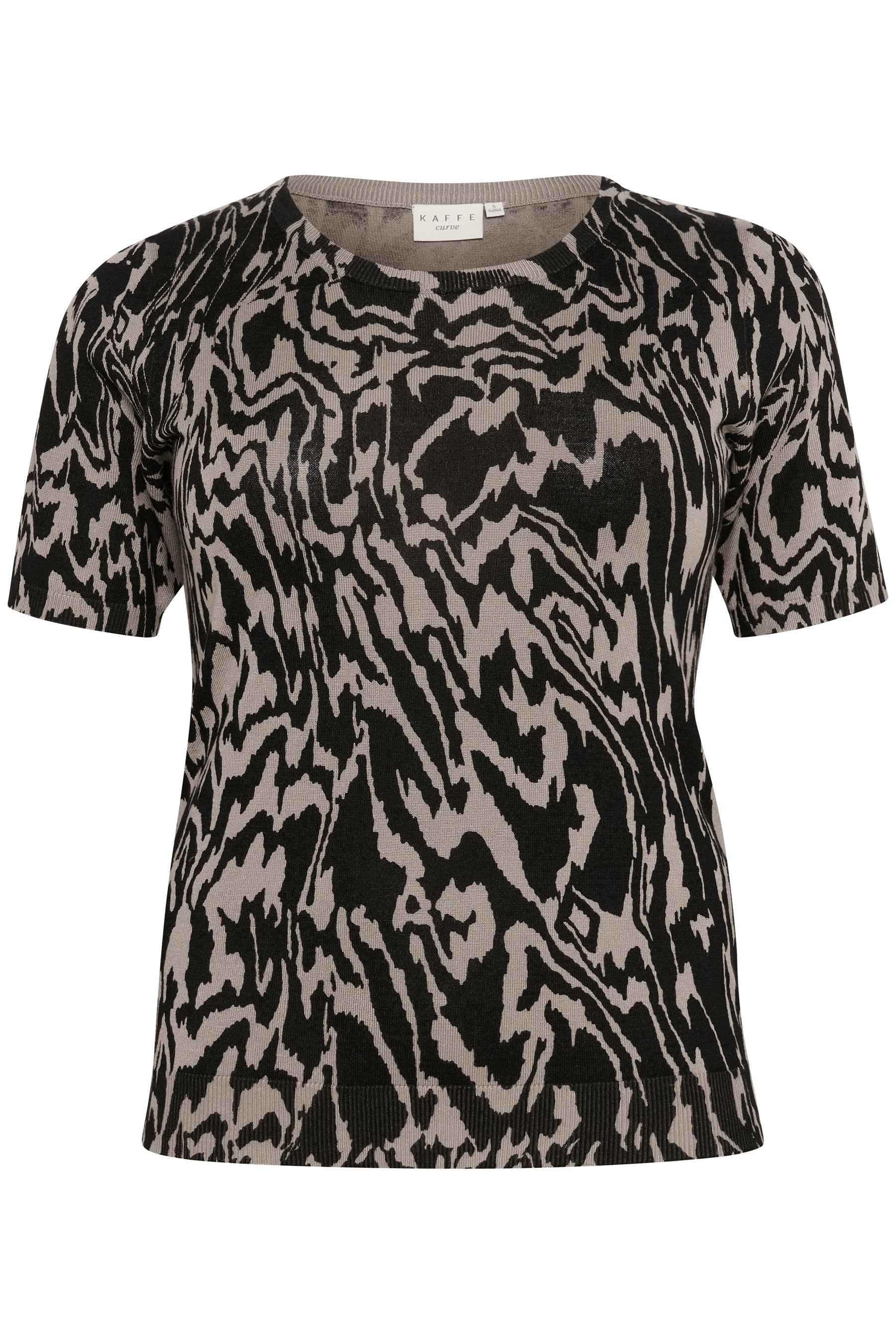 Kaffe Curve Lizzy Knit Top in Abstract Print