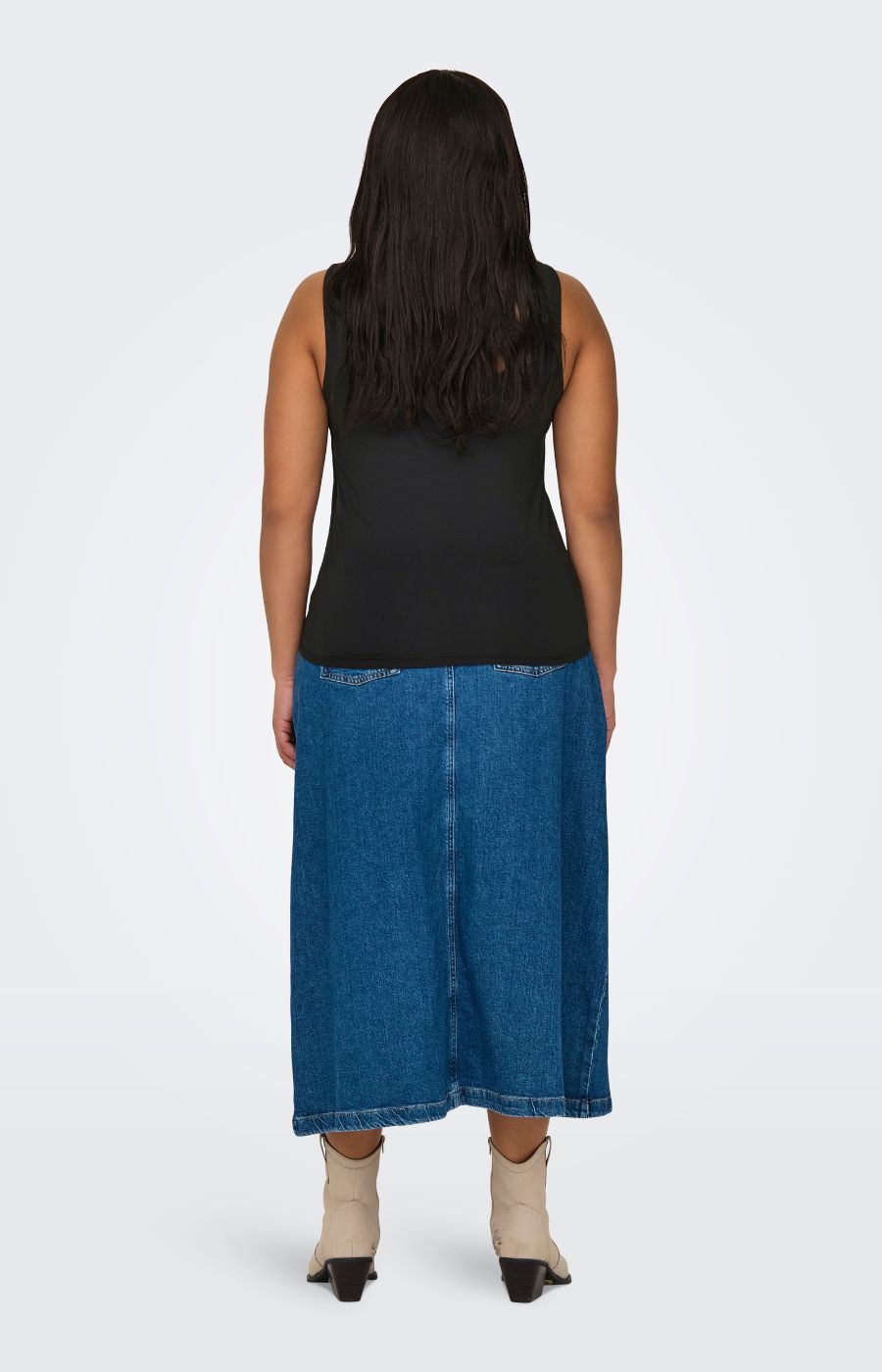 Only Carmakoma Rea 2 Way Vest Top In Black