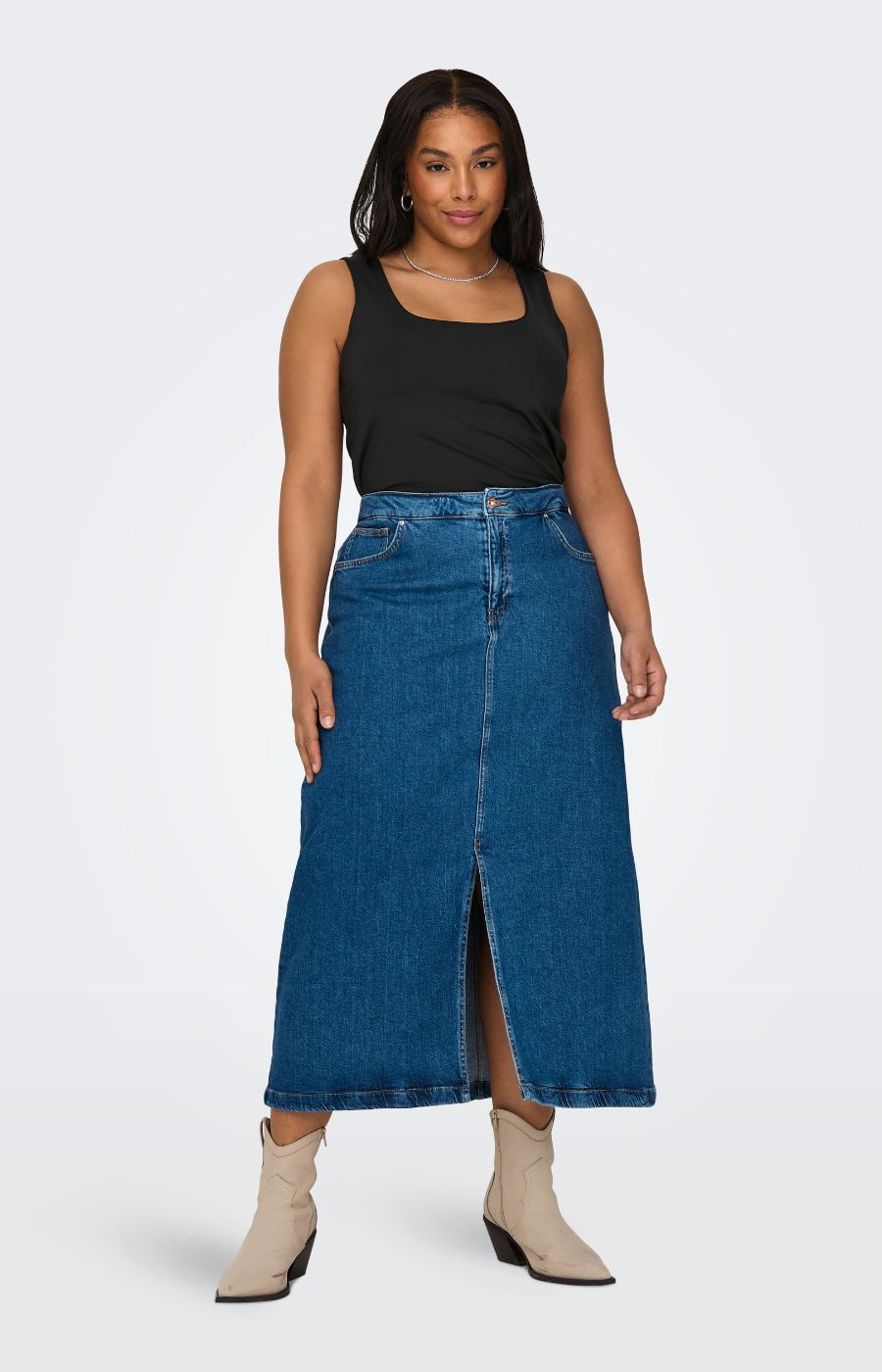 Only Carmakoma Rea 2 Way Vest Top In Black