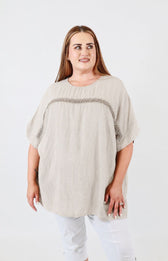 Betsy Blouse in Beige