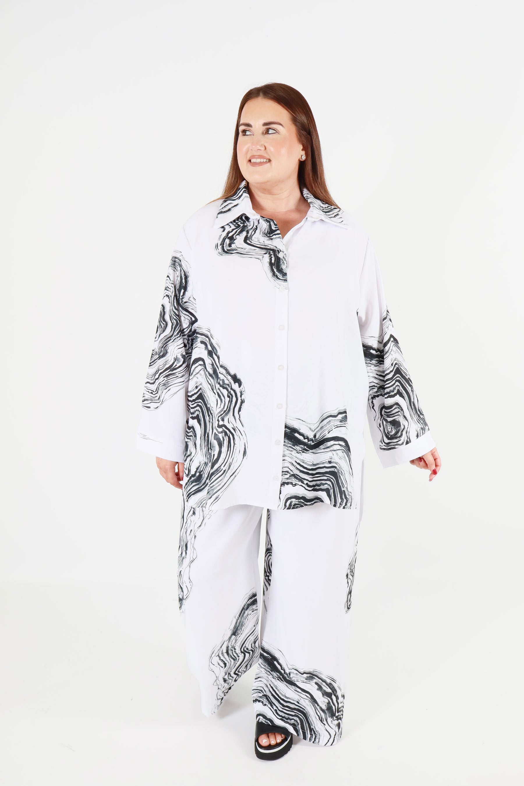 Curviss Wide Leg Trouser in White Marble