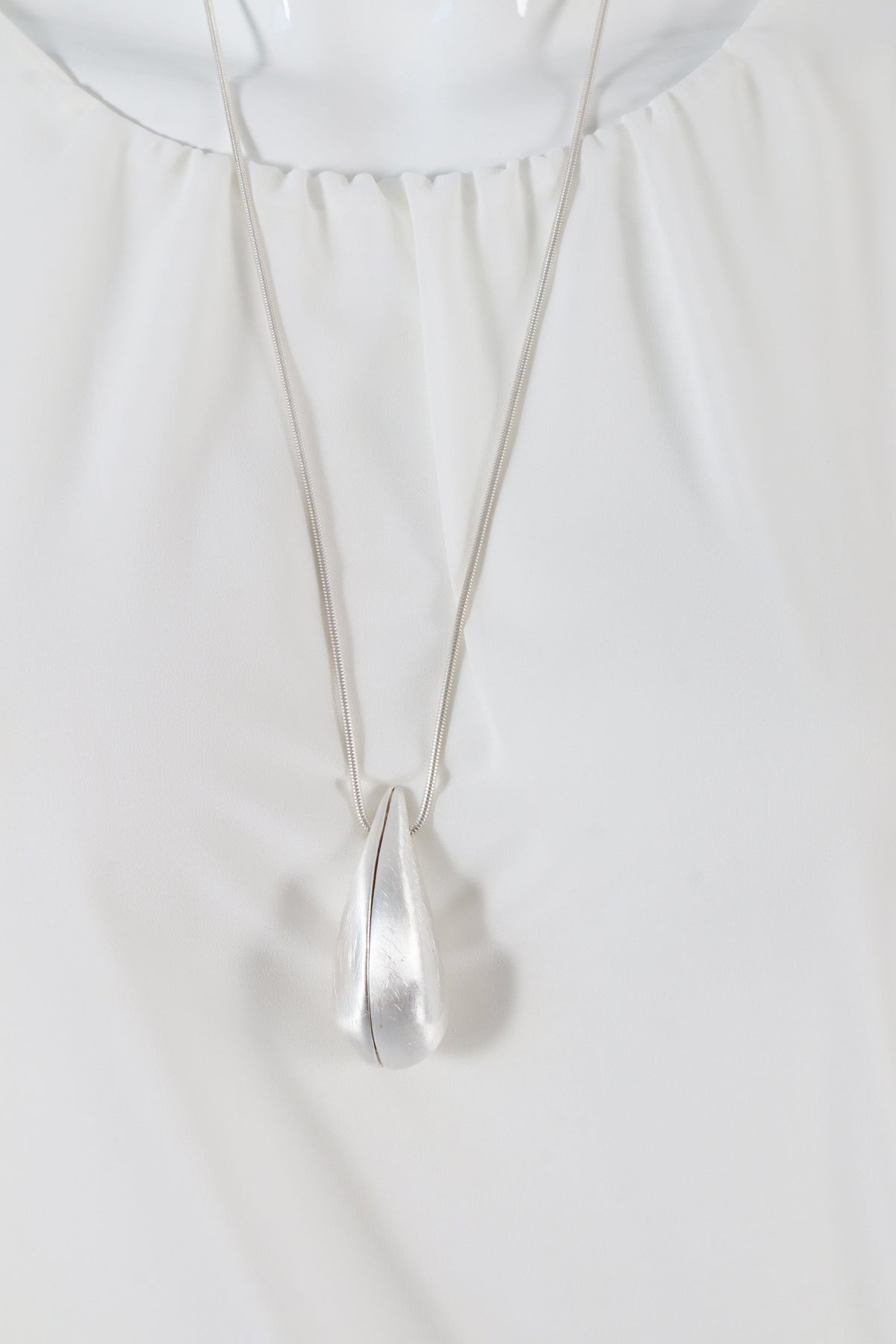 Davina Necklace in Silver