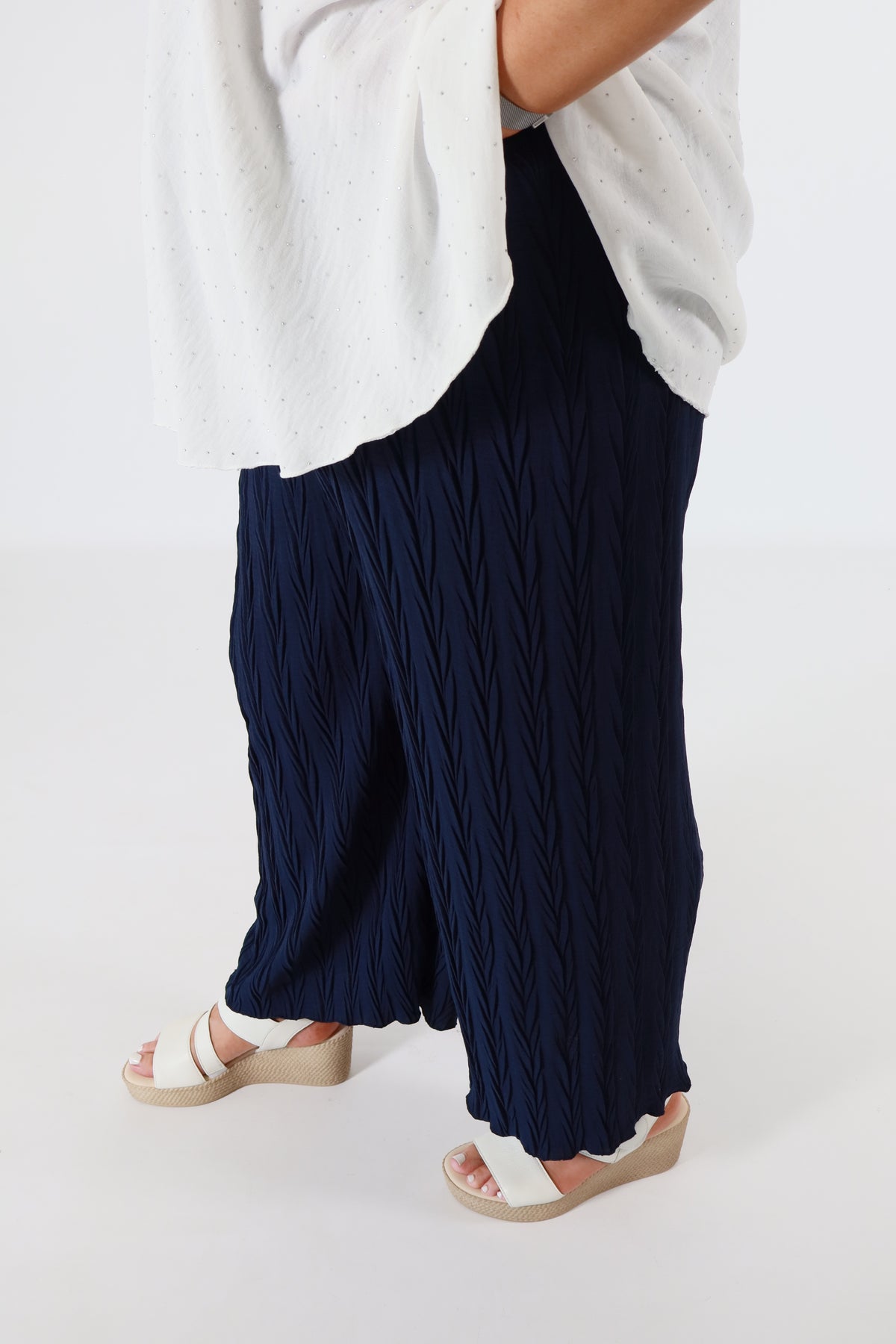 Effie Wide Leg Trousers in Navy