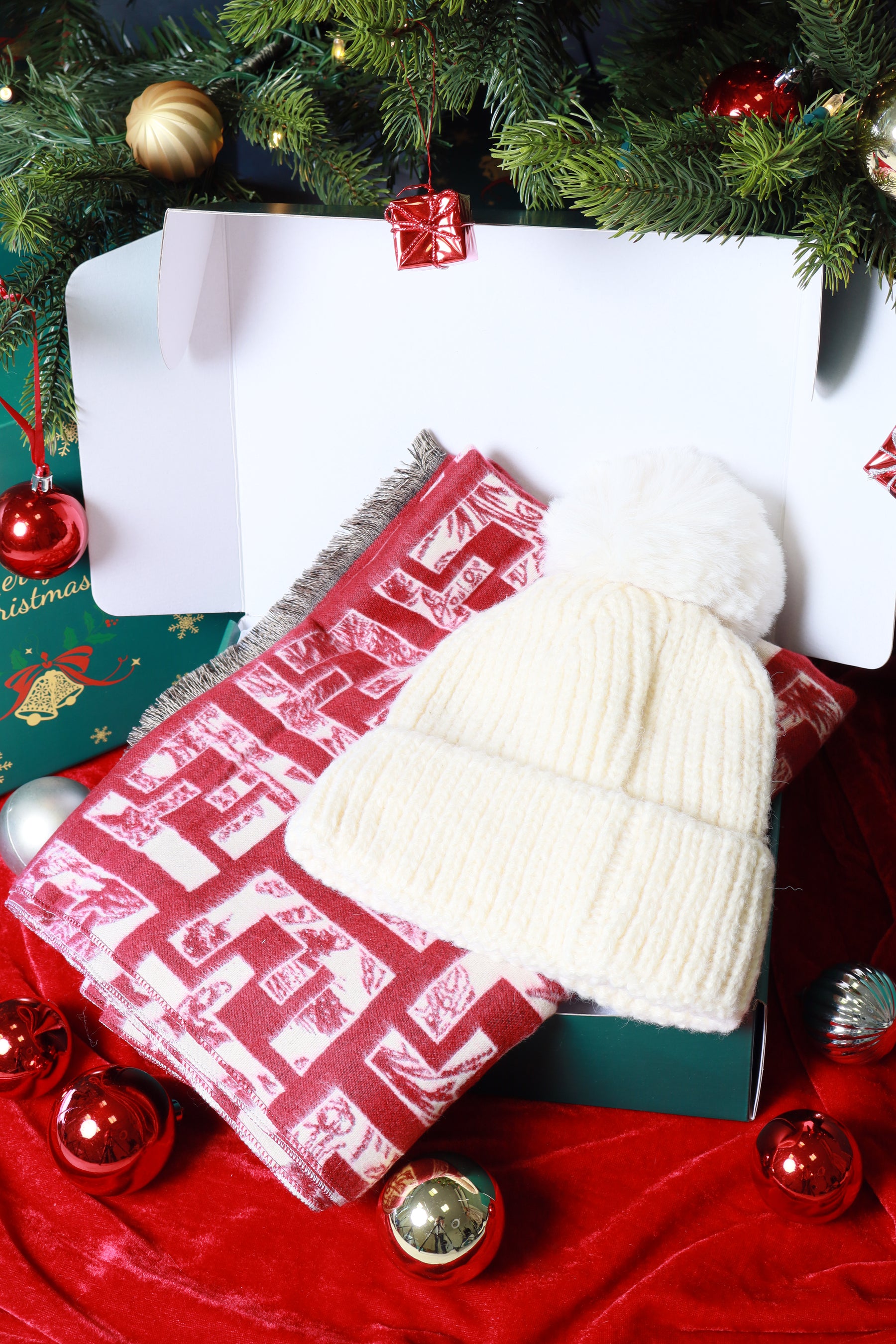 Ginger Christmas Gift Box