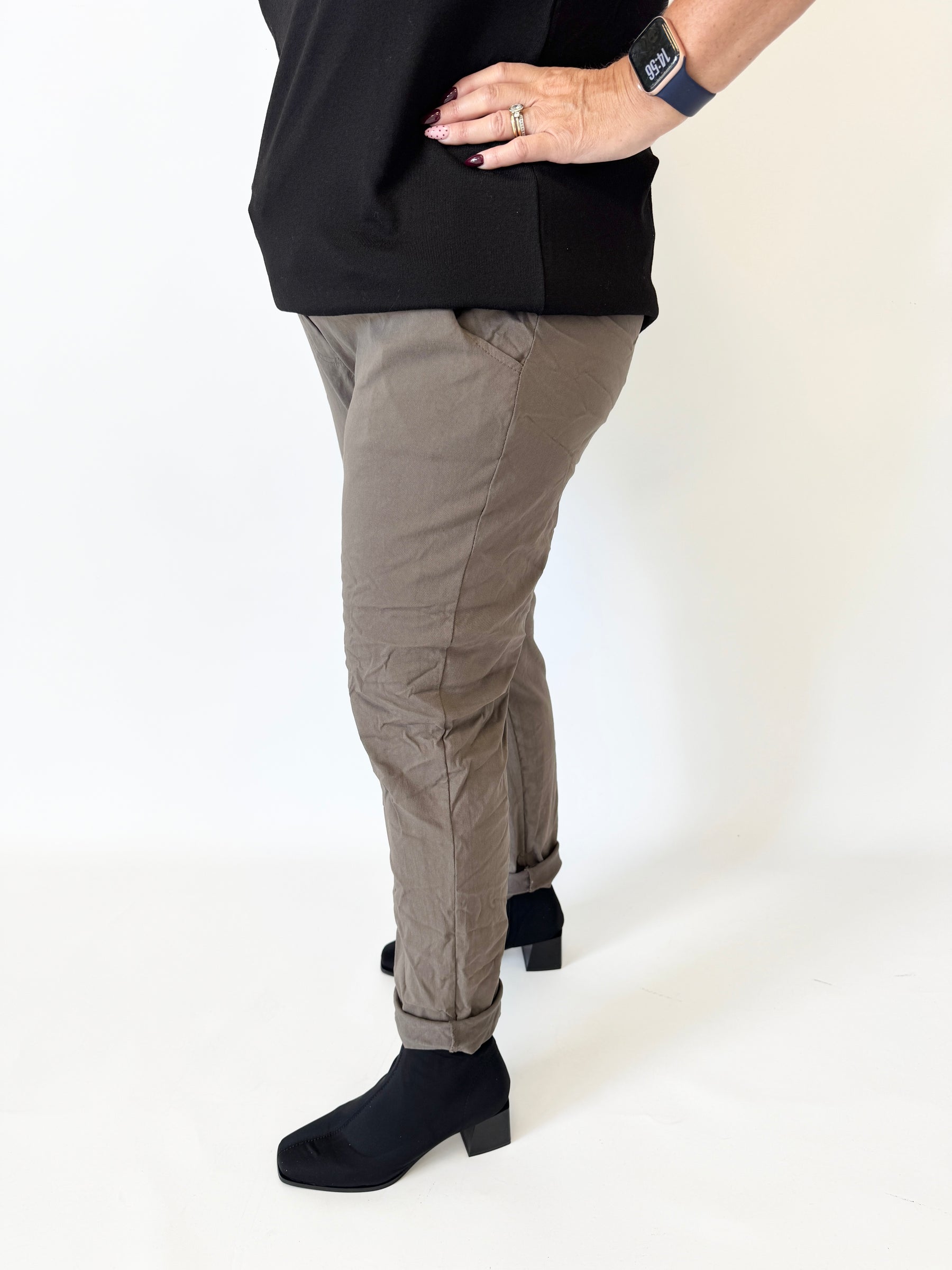 Grace Jogger in Taupe