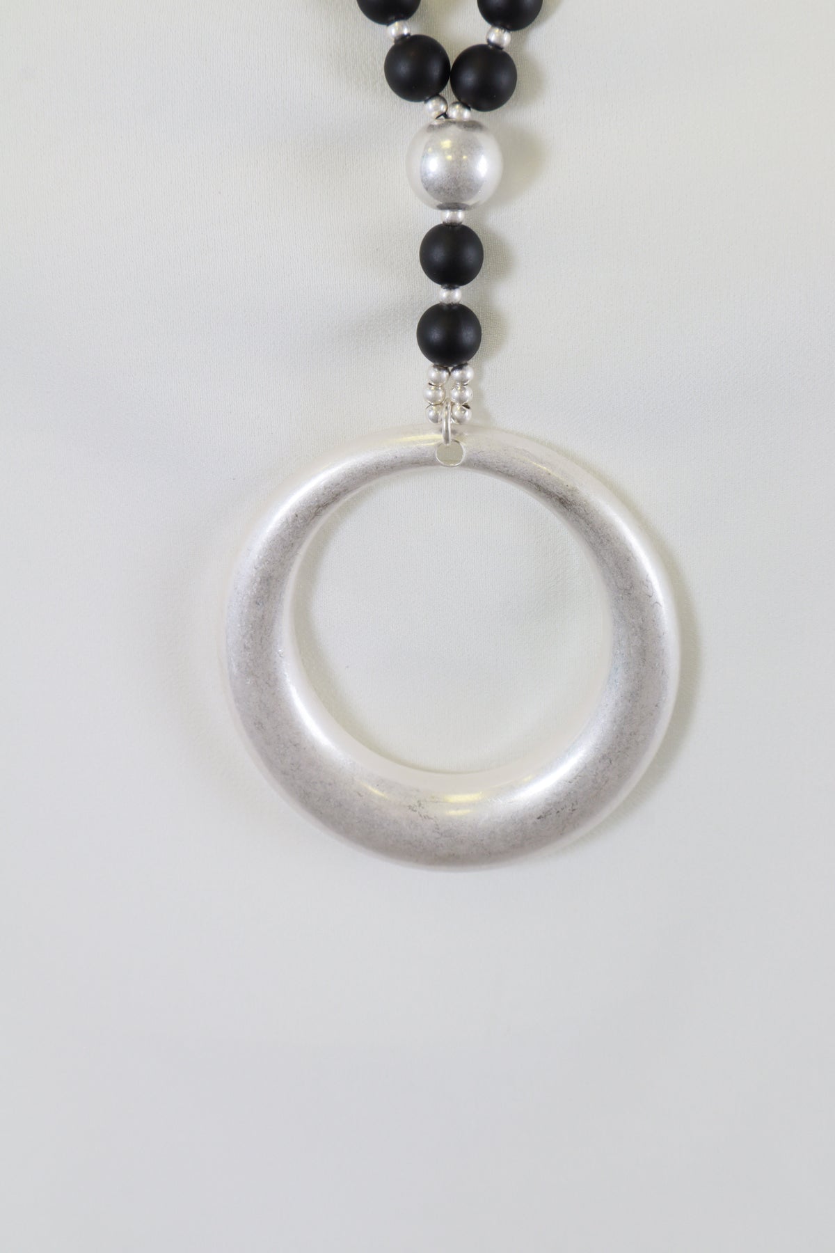 Hanora Necklace in Silver