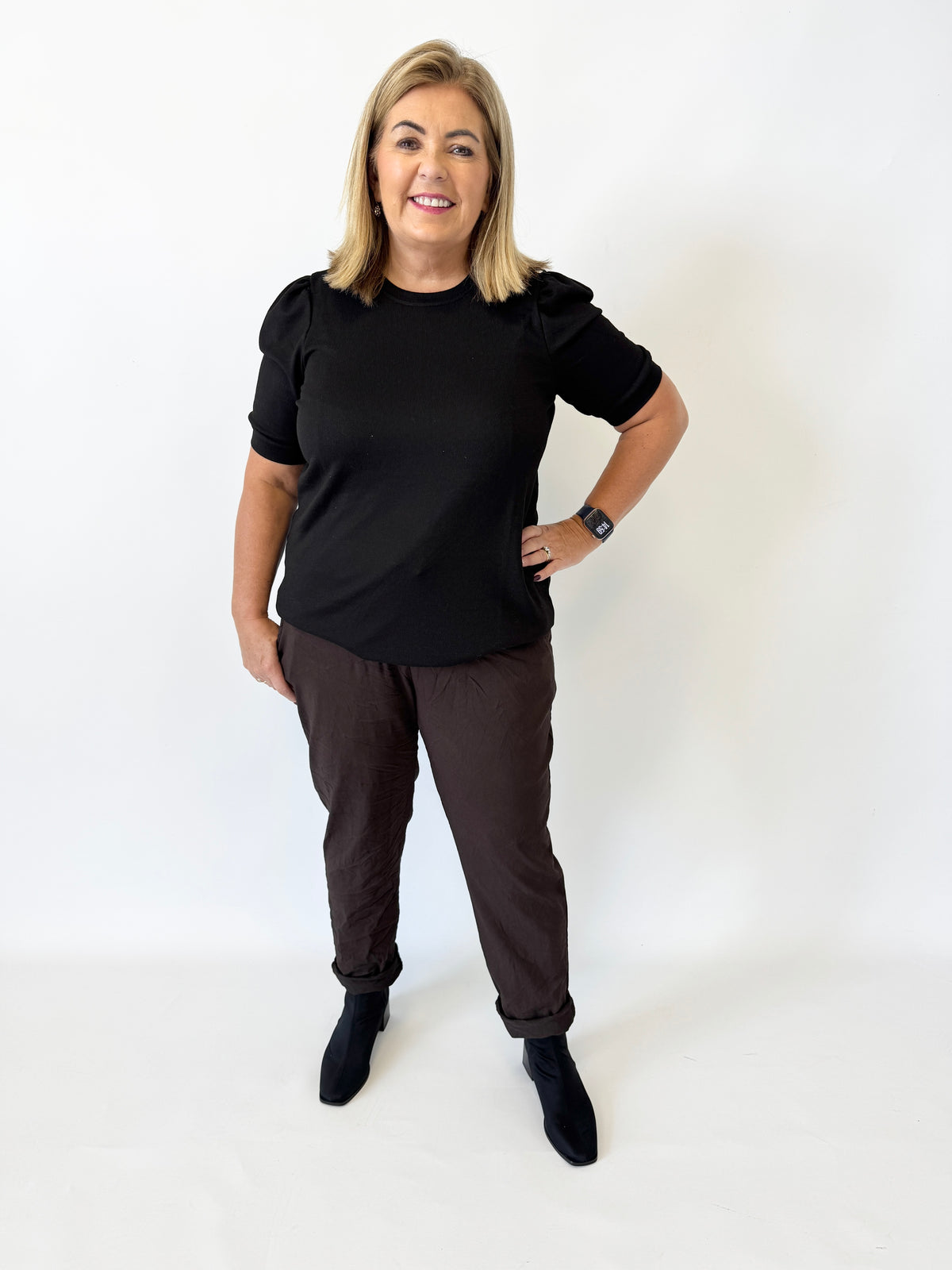 Grace Jogger in Brown