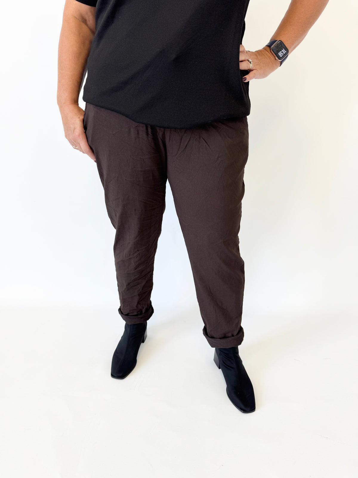 Grace Jogger in Brown