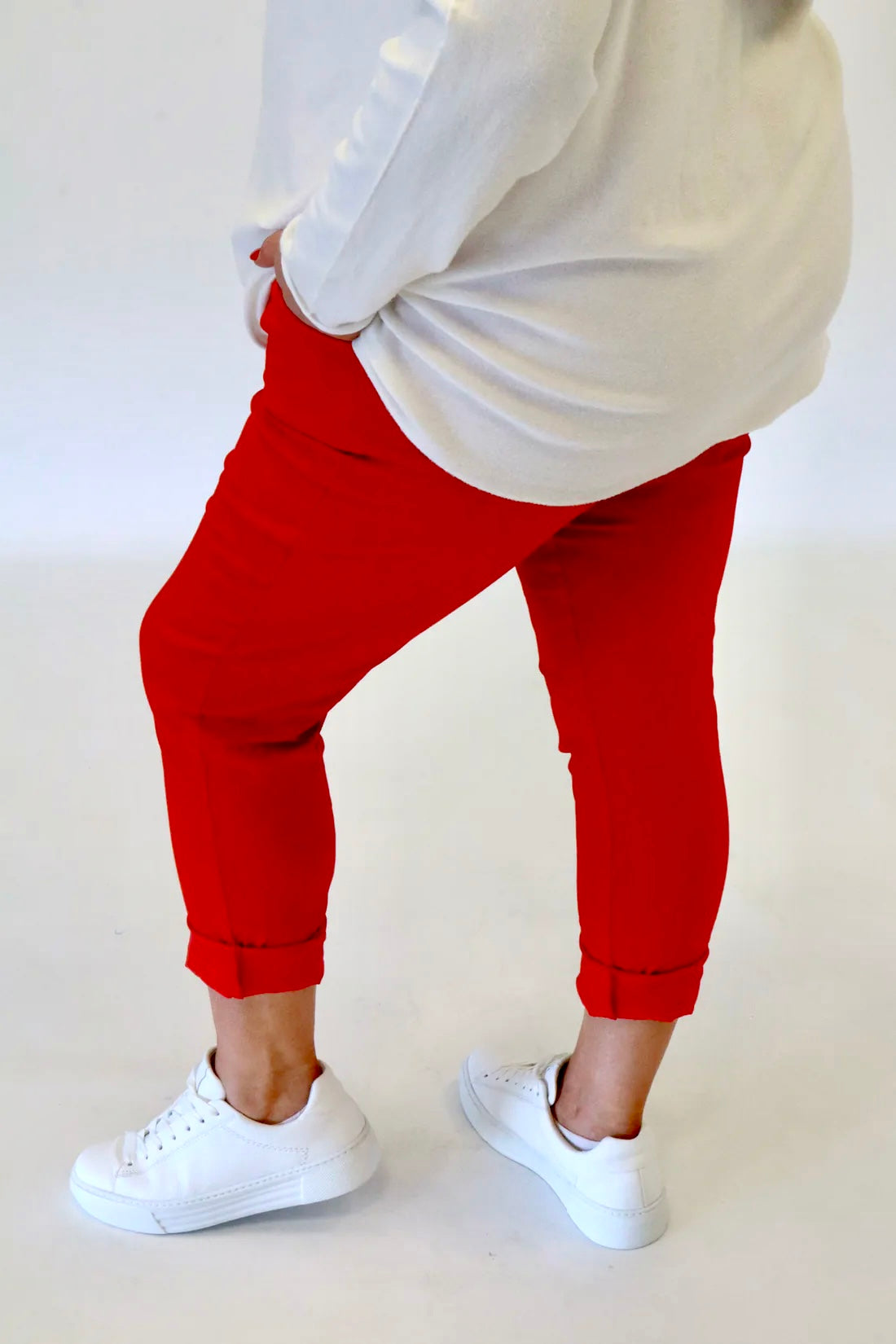 Grace Jogger in Red