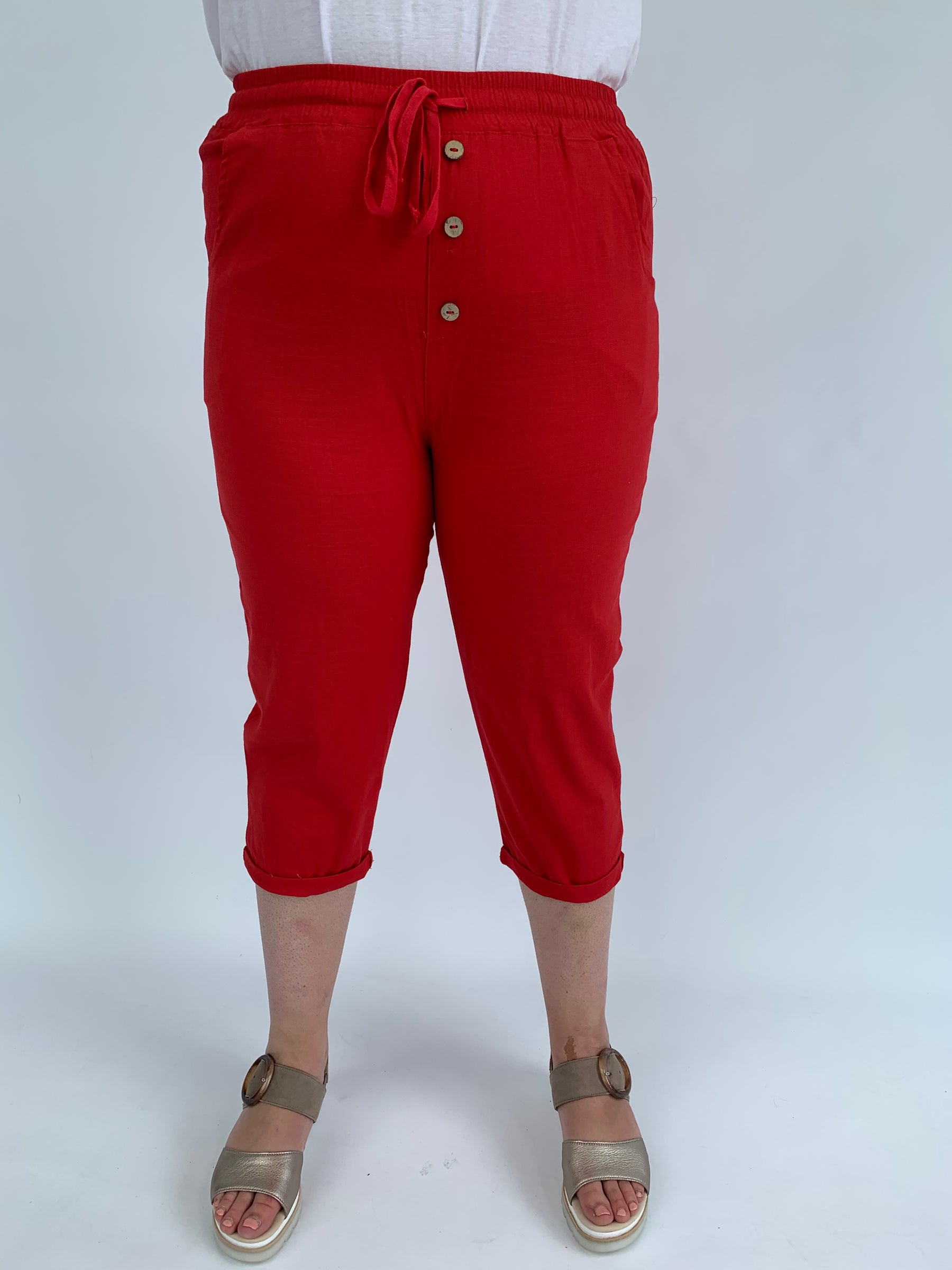 Indy Linen Crops in Red