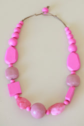 Piper Necklace in Pink