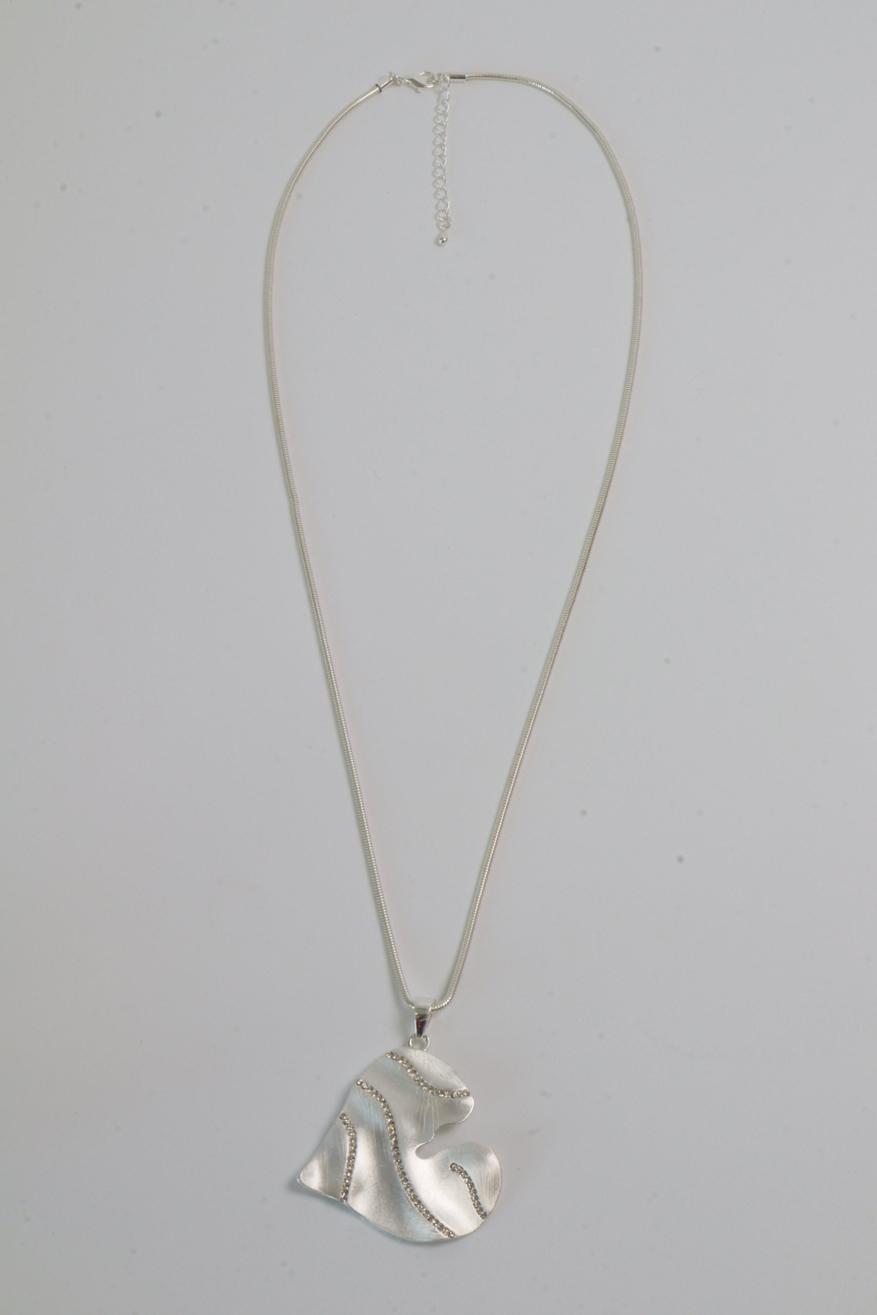 Iris Necklace in Silver