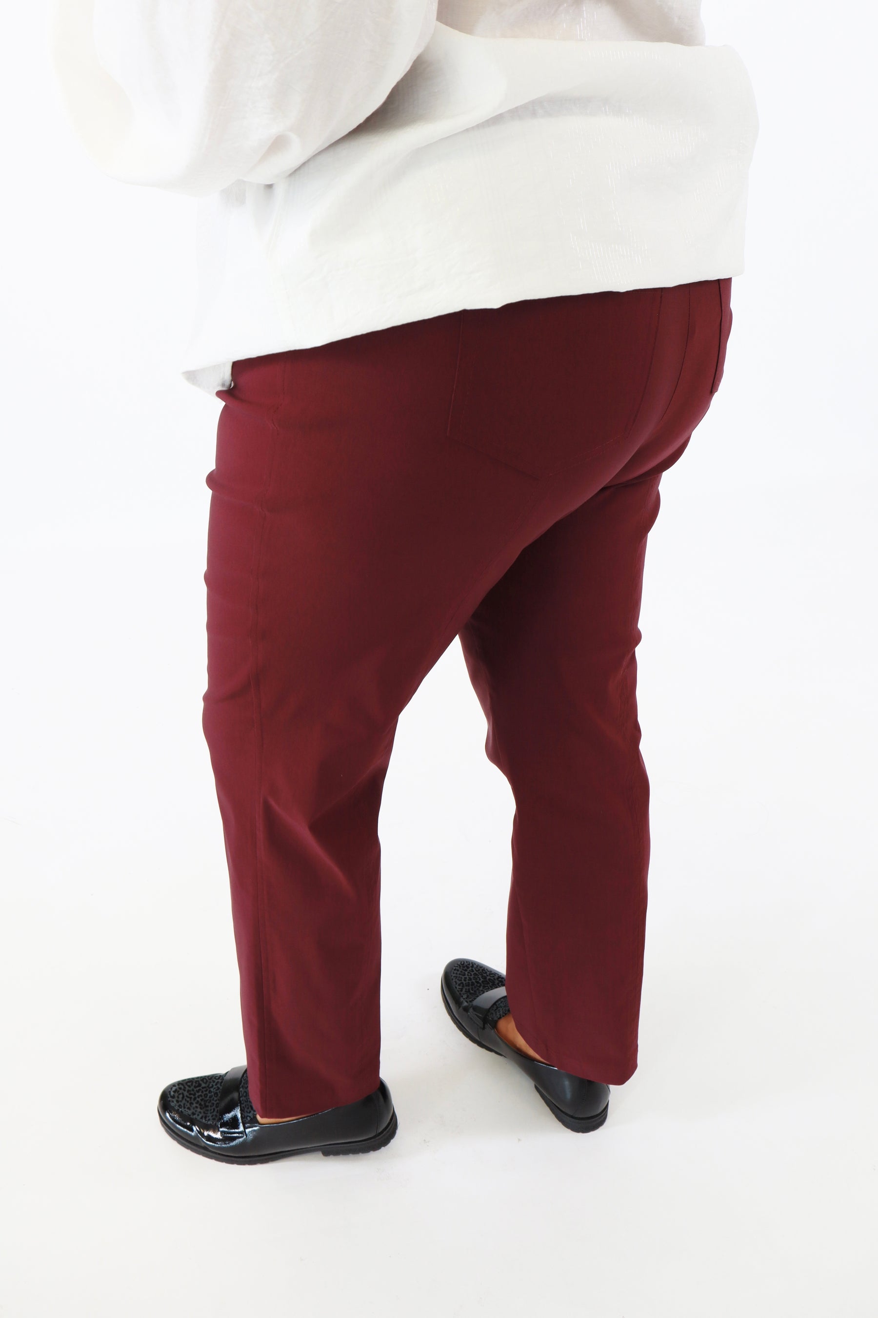 Robell 7/8ths Trousers in Wine