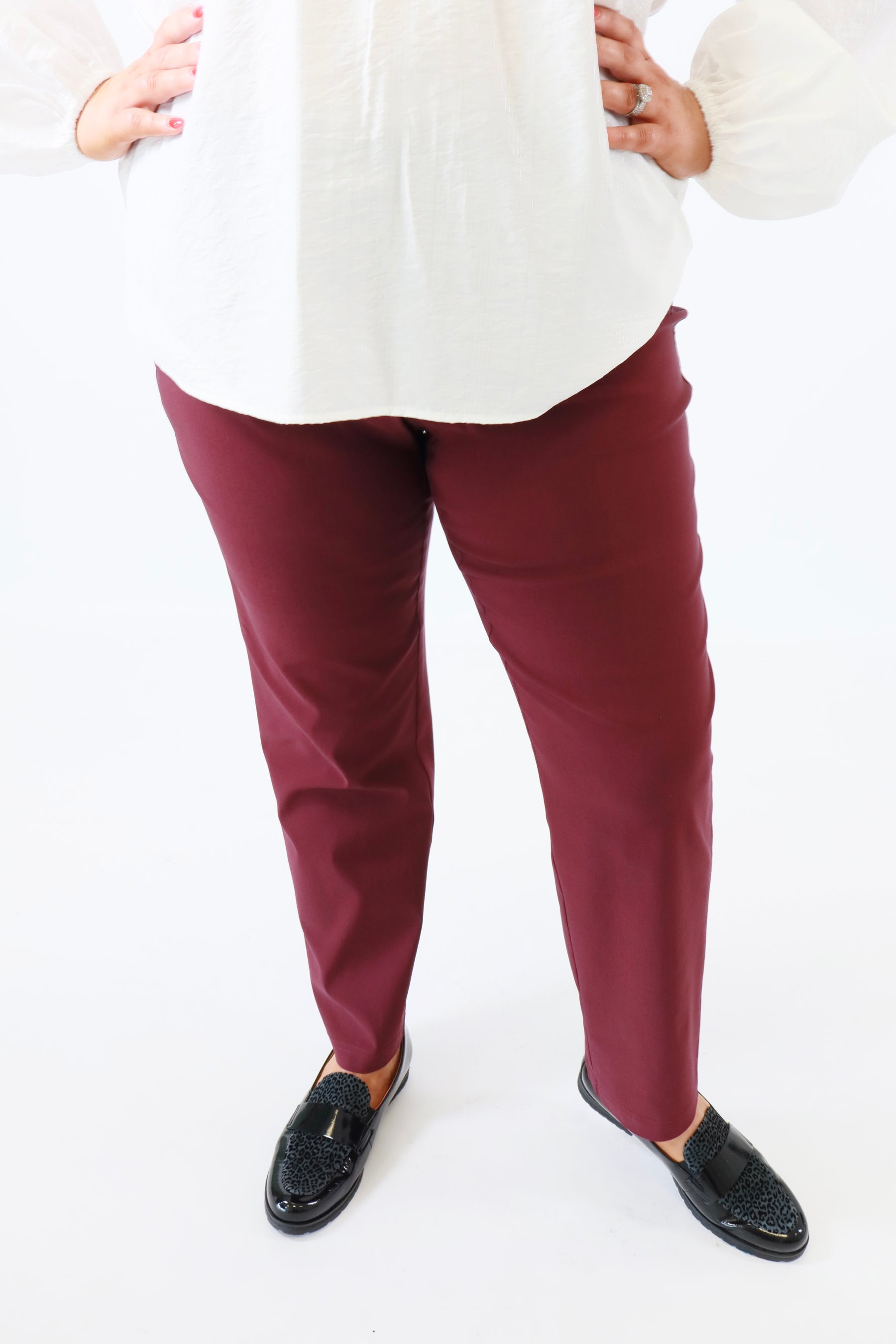 Robell 7/8ths Trousers in Wine