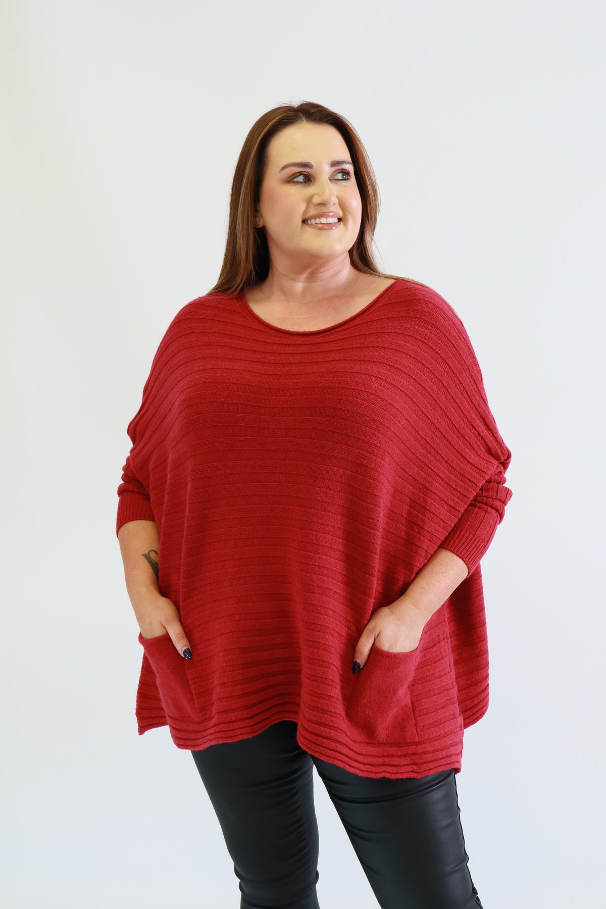 Clara Oversized Knit Jumper in Wine