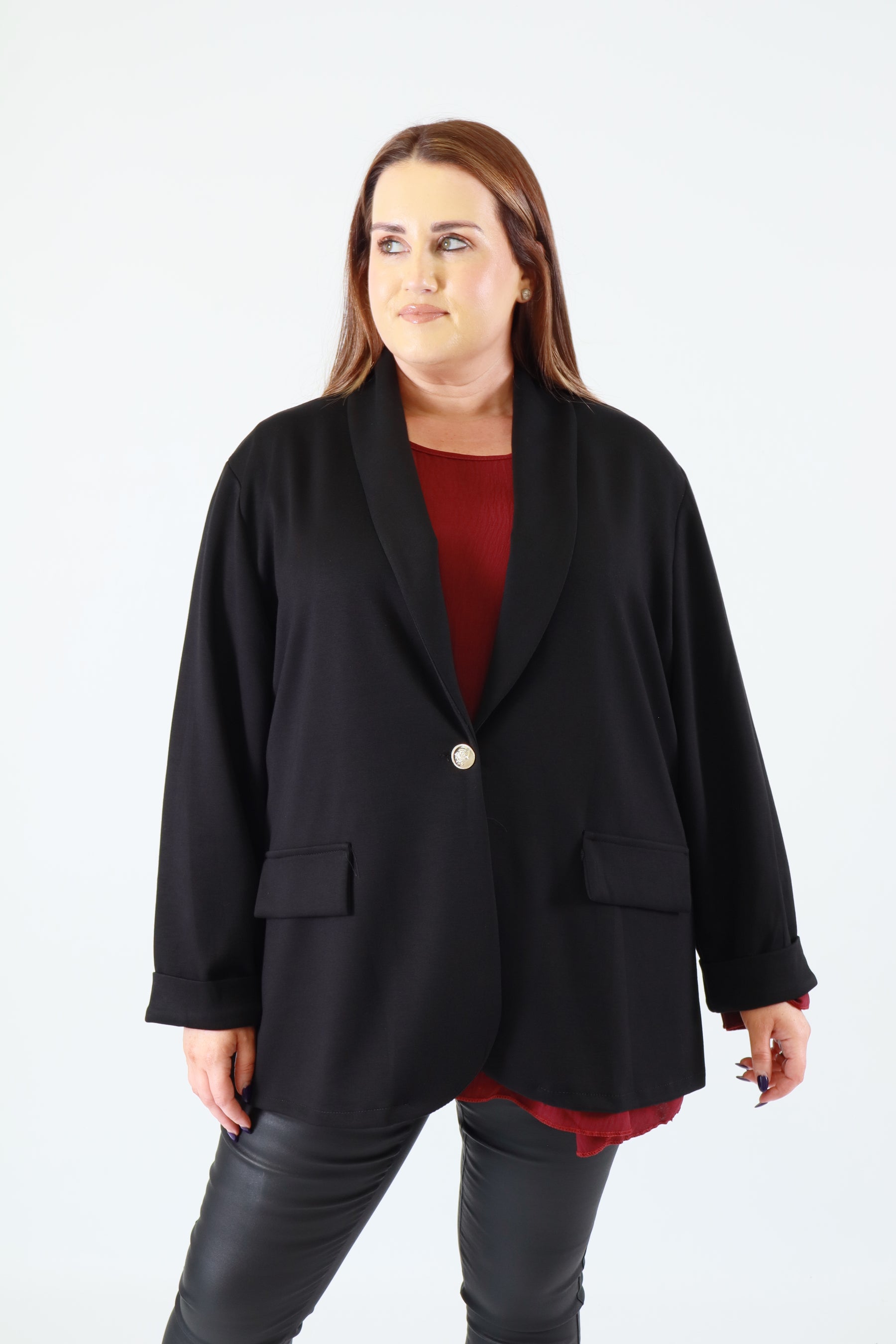 Liv Blazer in Black