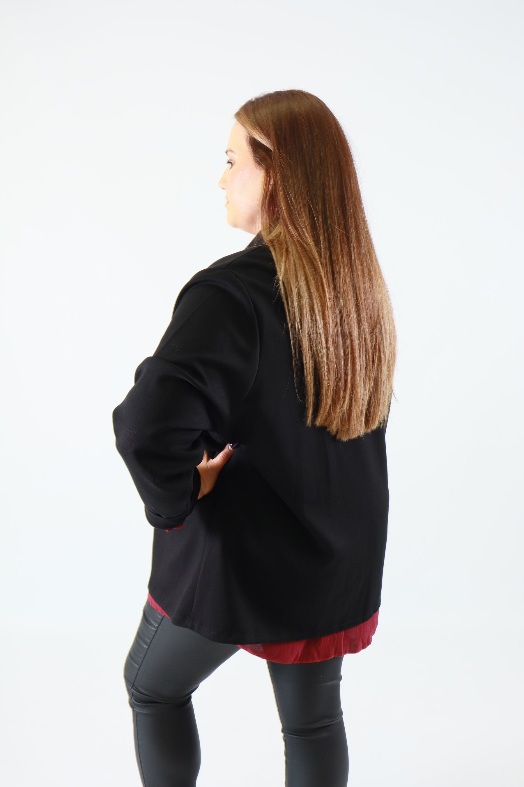 Liv Blazer in Black