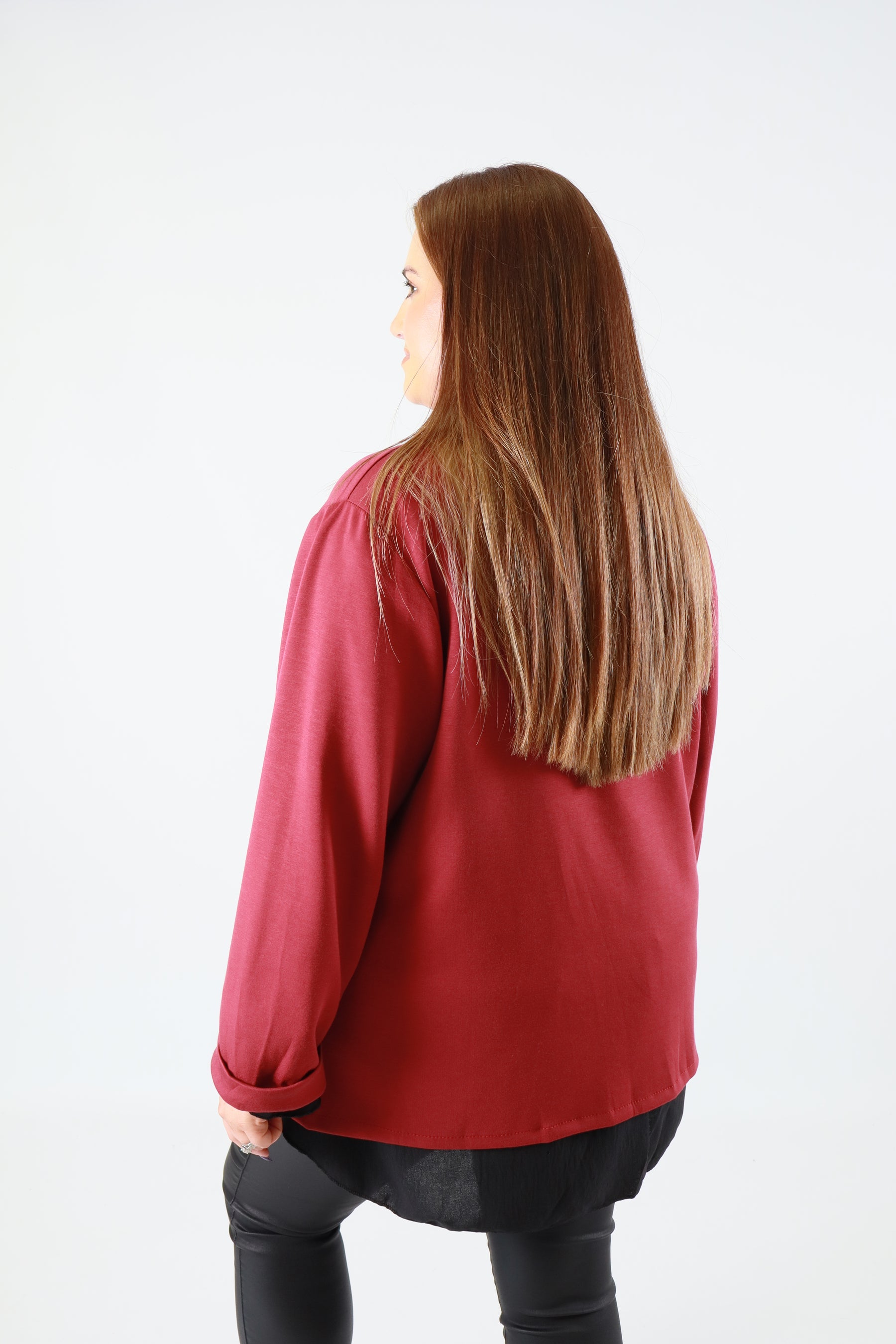 Liv Blazer in Wine