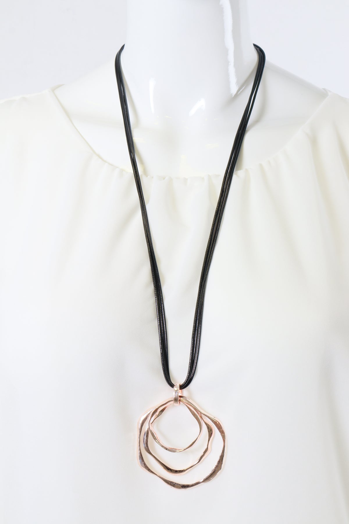 Ina Necklace in Rose Gold
