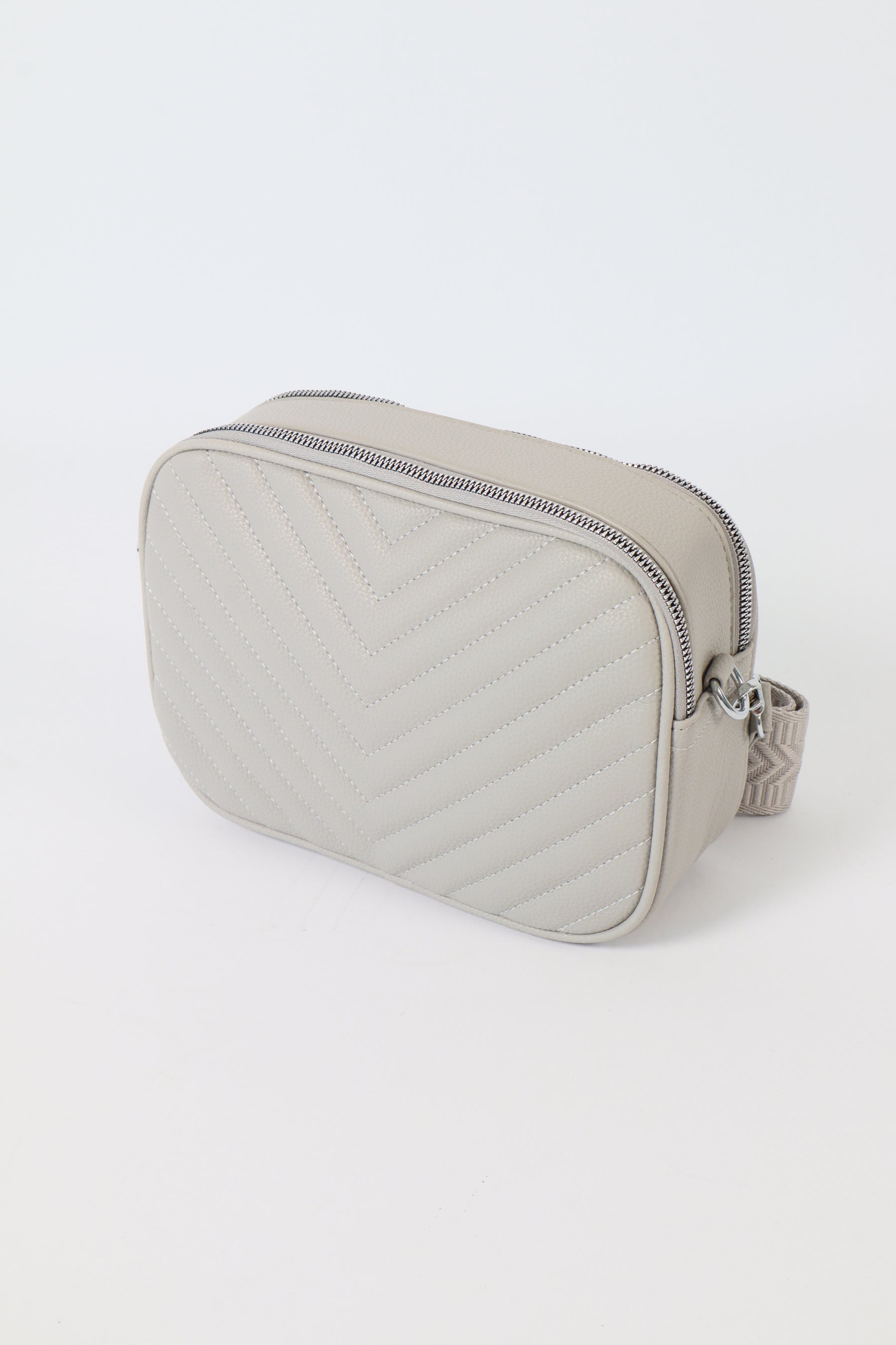Juniper Handbag in Grey