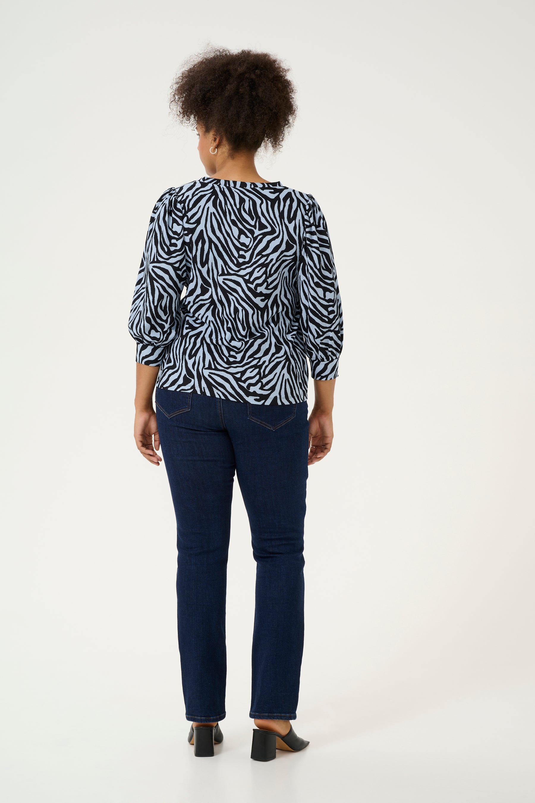 Kaffe Curve Ivena Top in Blue