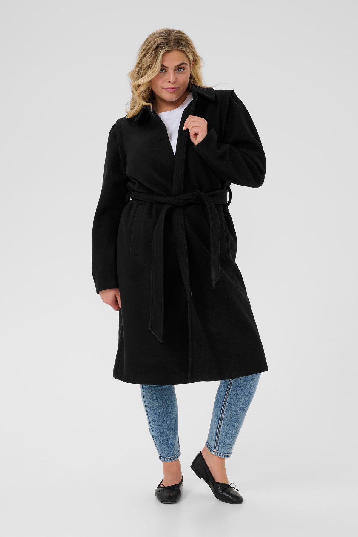 Kaffe Curve Julian Coat in Black