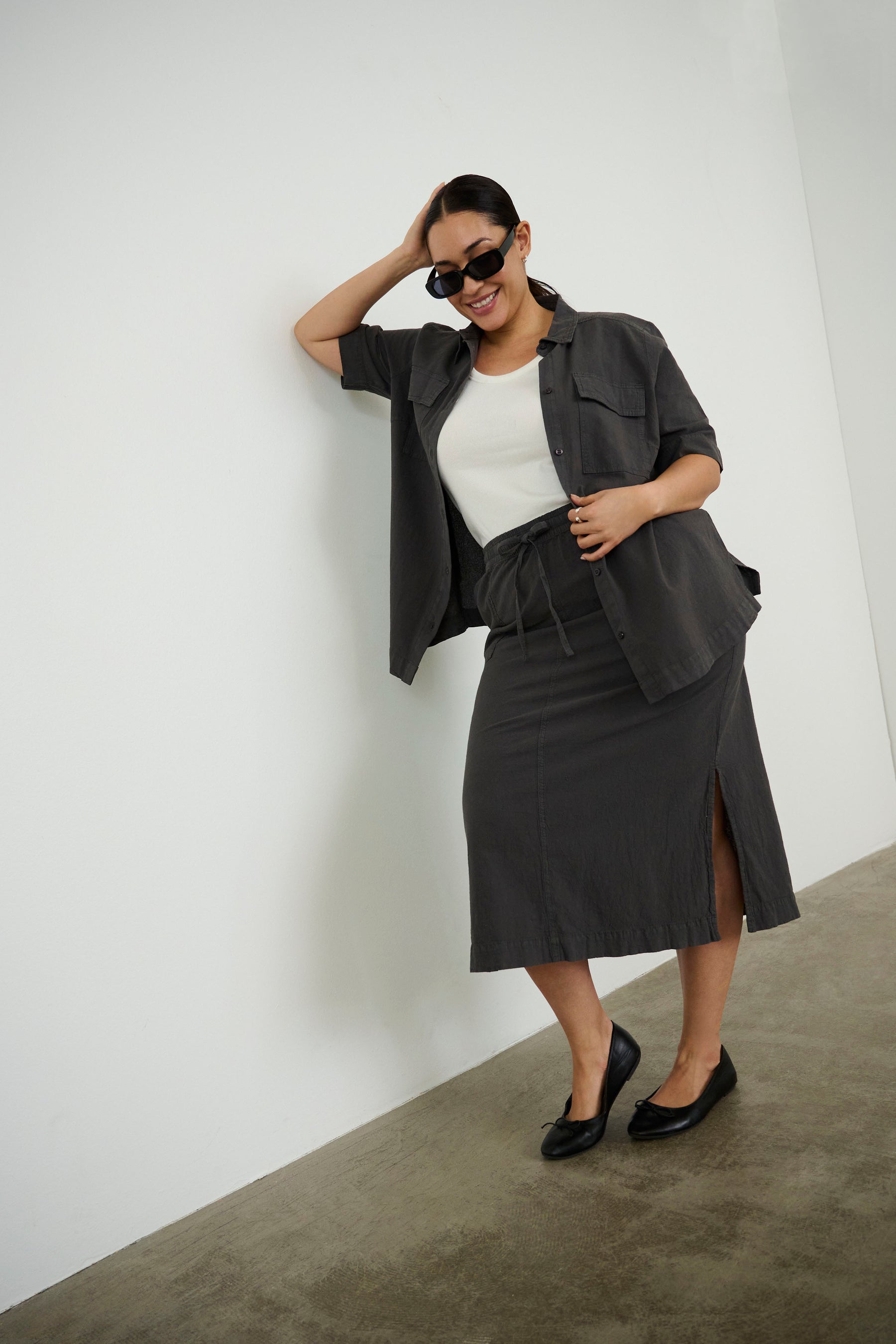 Kaffe Curve Liah Skirt in Charcoal