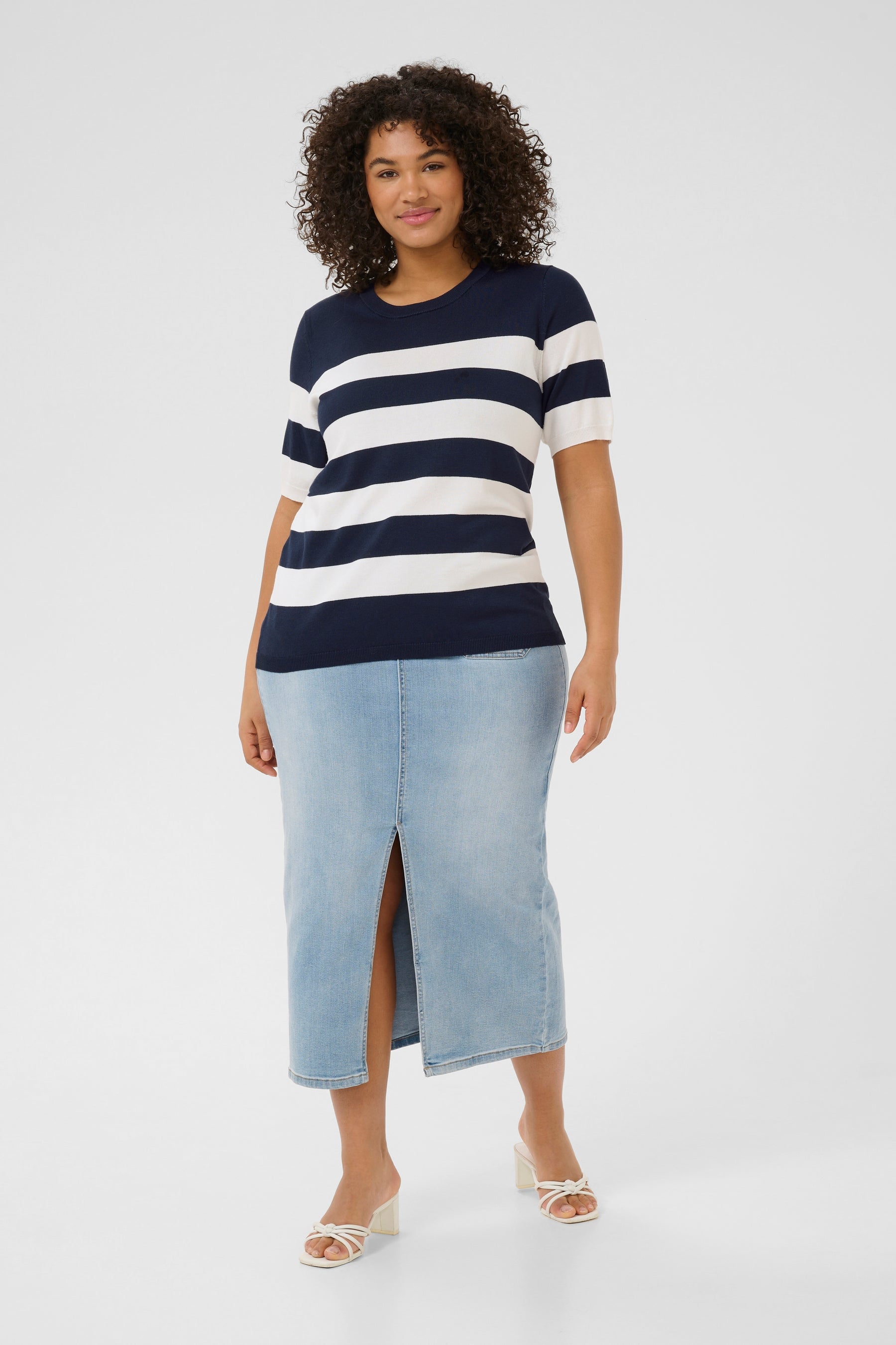 Kaffe Curve Lizzy Knit Top in Navy