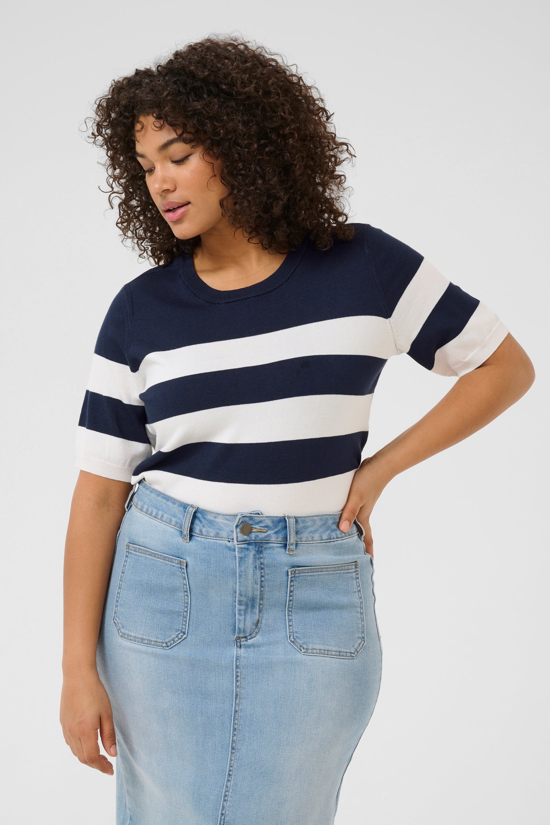 Kaffe Curve Lizzy Knit Top in Navy