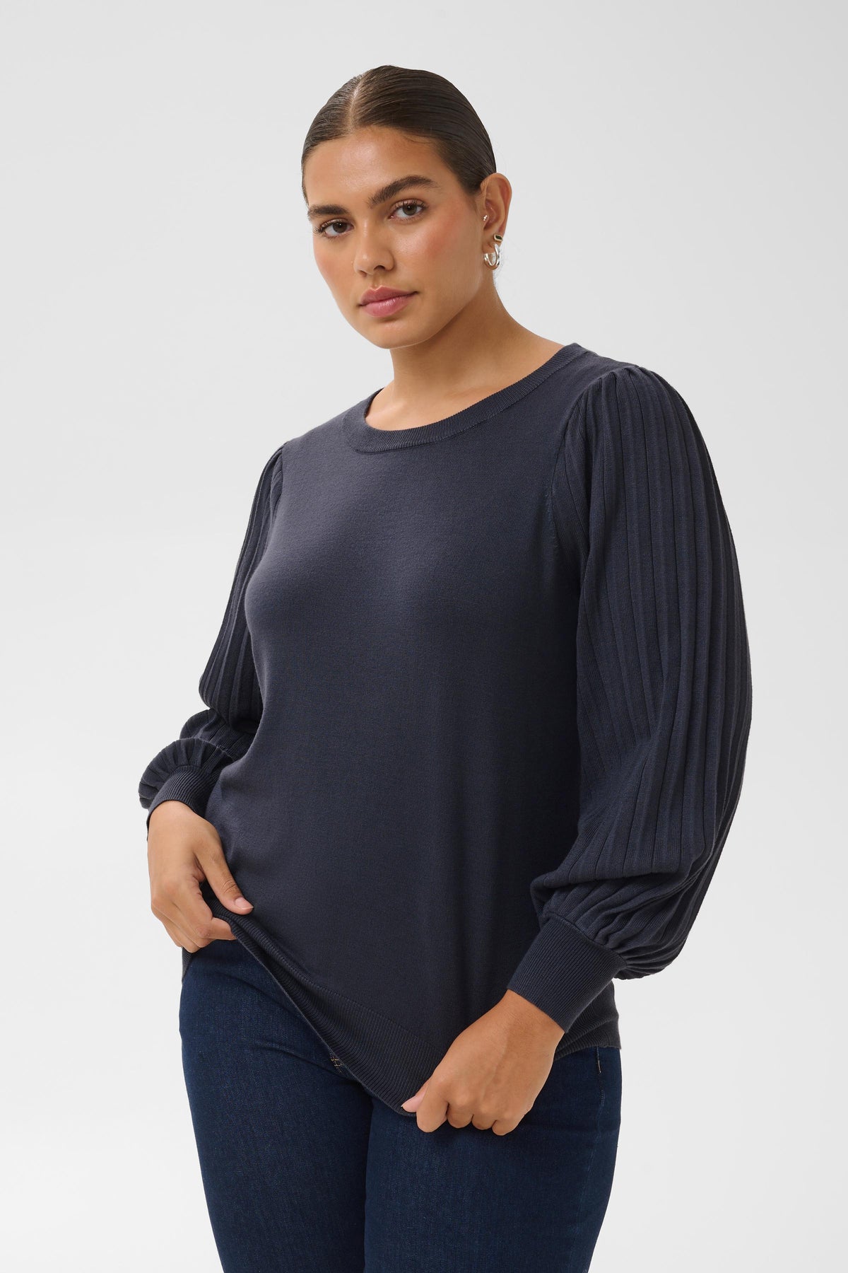Kaffe Curve Loni L/S Jumper in Graphite