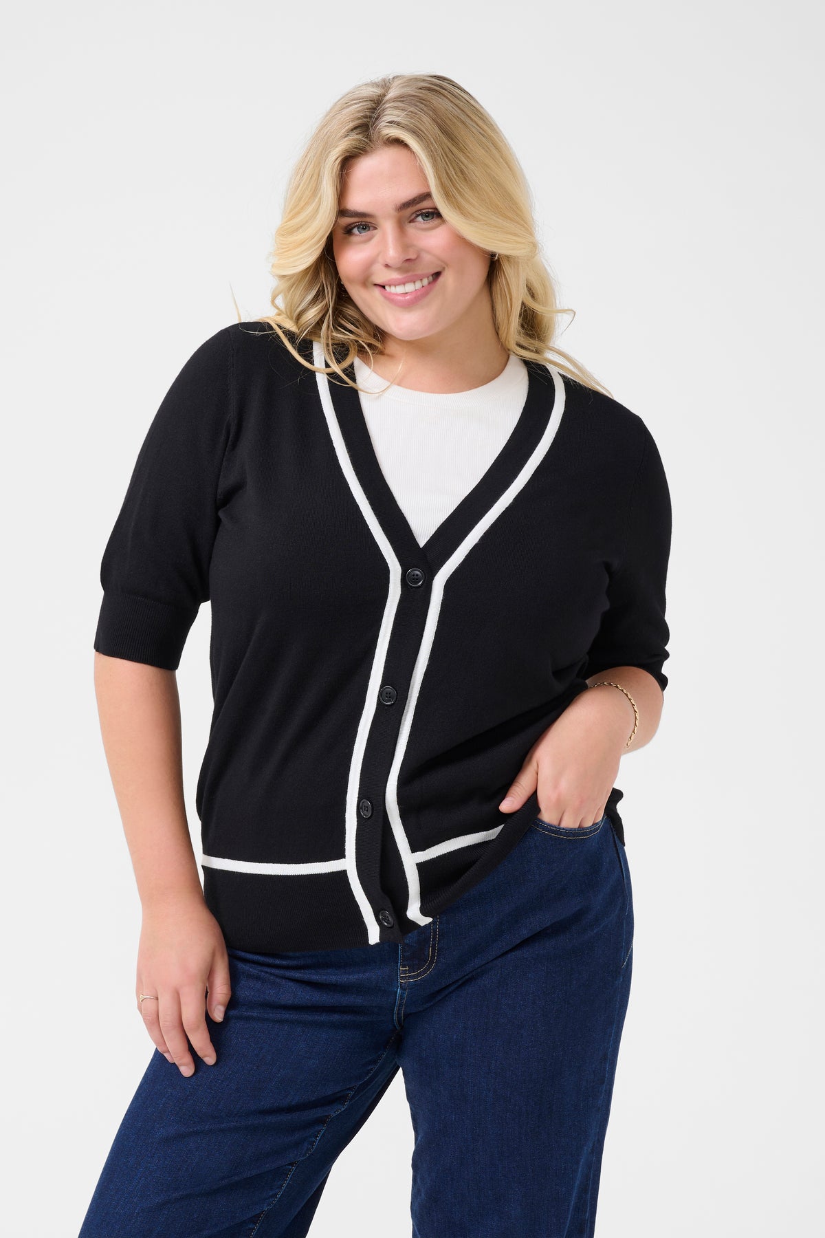 Kaffe Curve Mallie Cardigan in Black