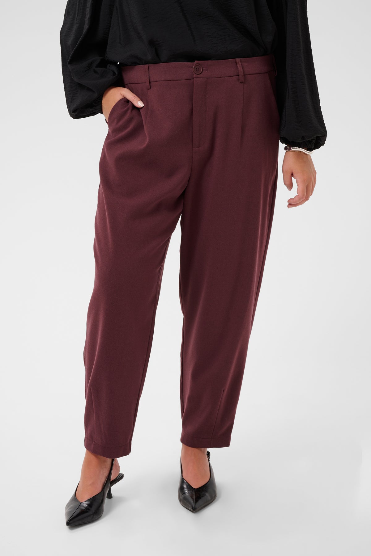 Kaffe Curve Merla Trousers in Fudge