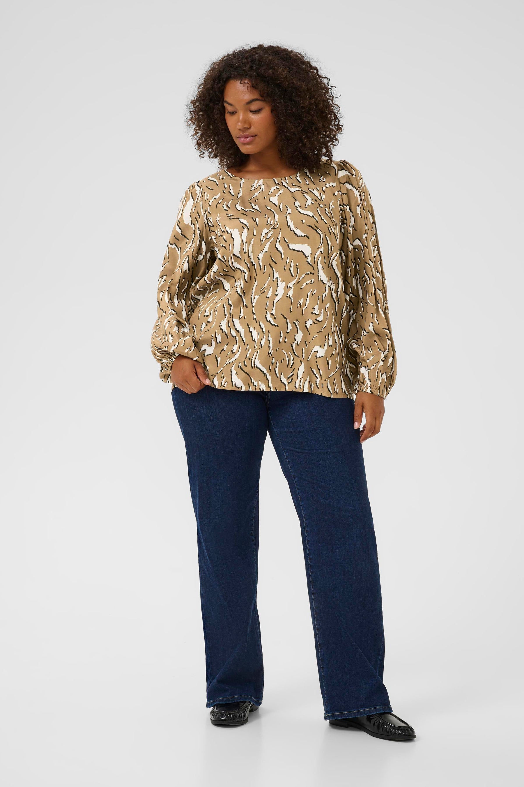 Kaffe Curve Milina Blouse in Tan
