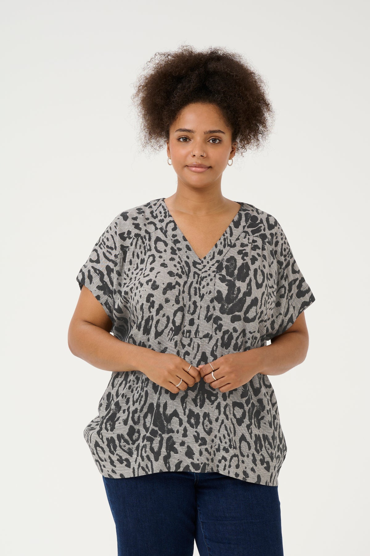 Kaffe Curve Mille Blouse in Leopard