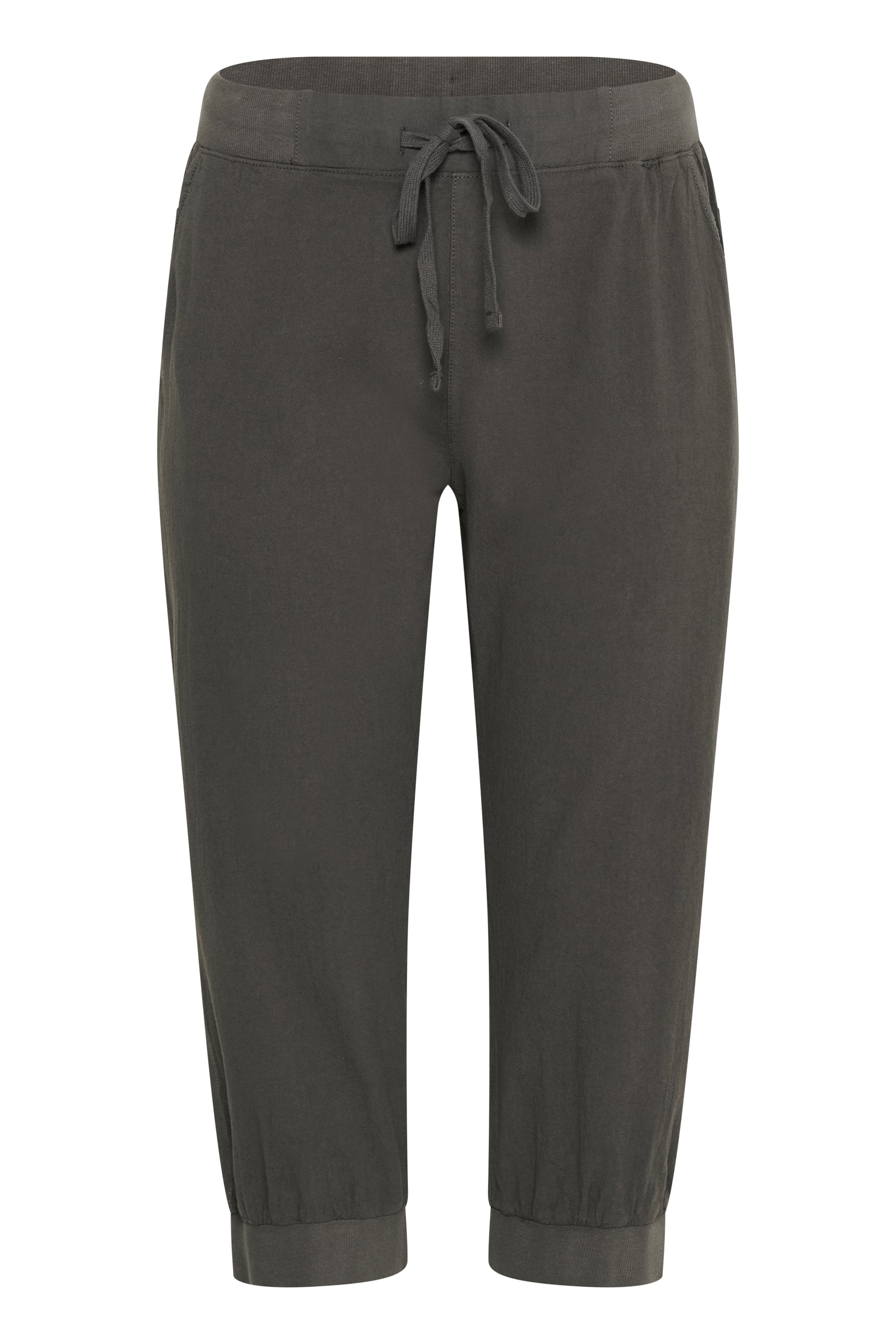 Kaffe Curve Nana Capri Pants in Charcoal