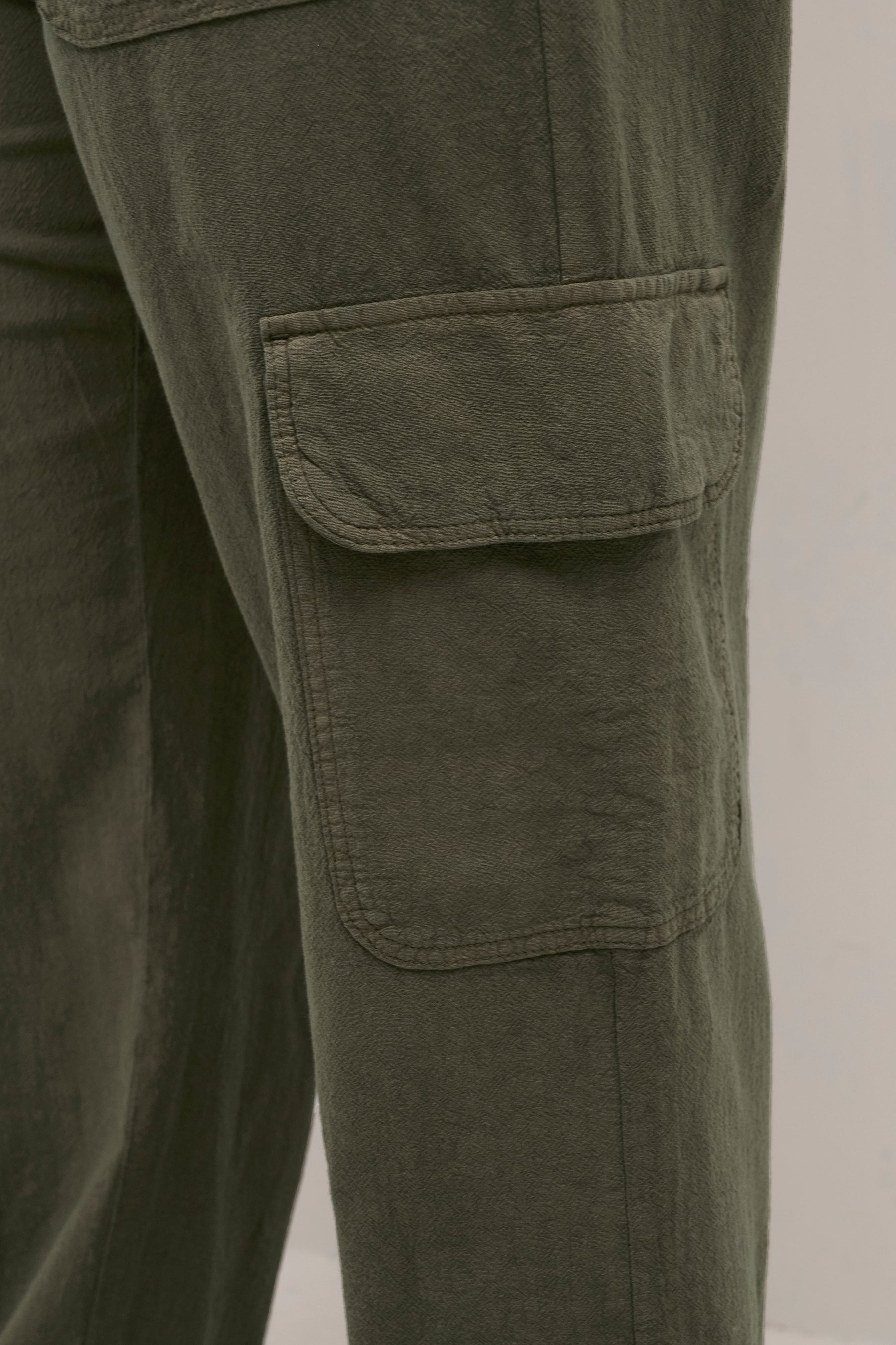 Kaffe Curve Nana Cargo Pants in Khaki