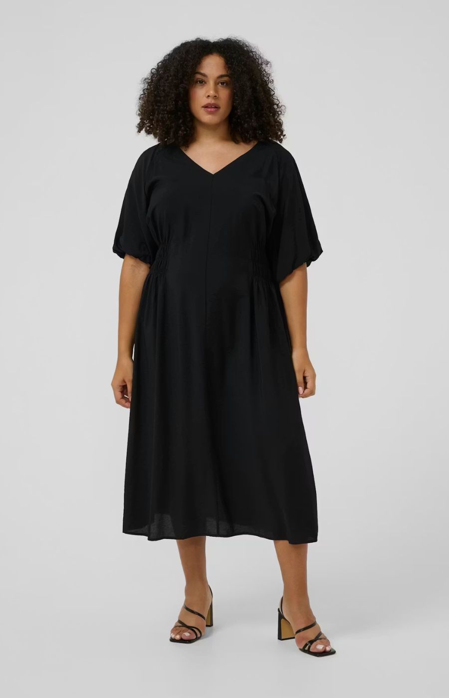Kaffe Curve Neela Dress in Black, V neckline, midi length, 1/2 length sleeves
