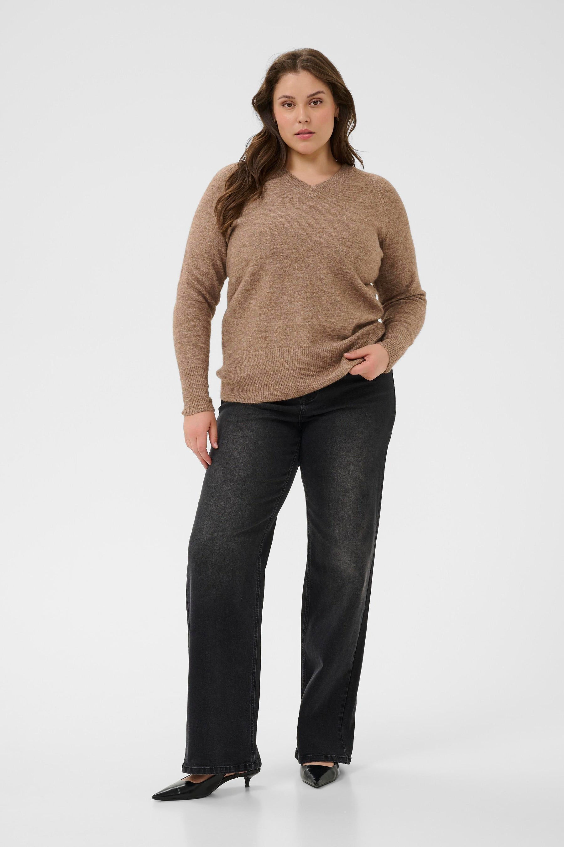 Kaffe Curve Niela V-Neck Jumper in Tan