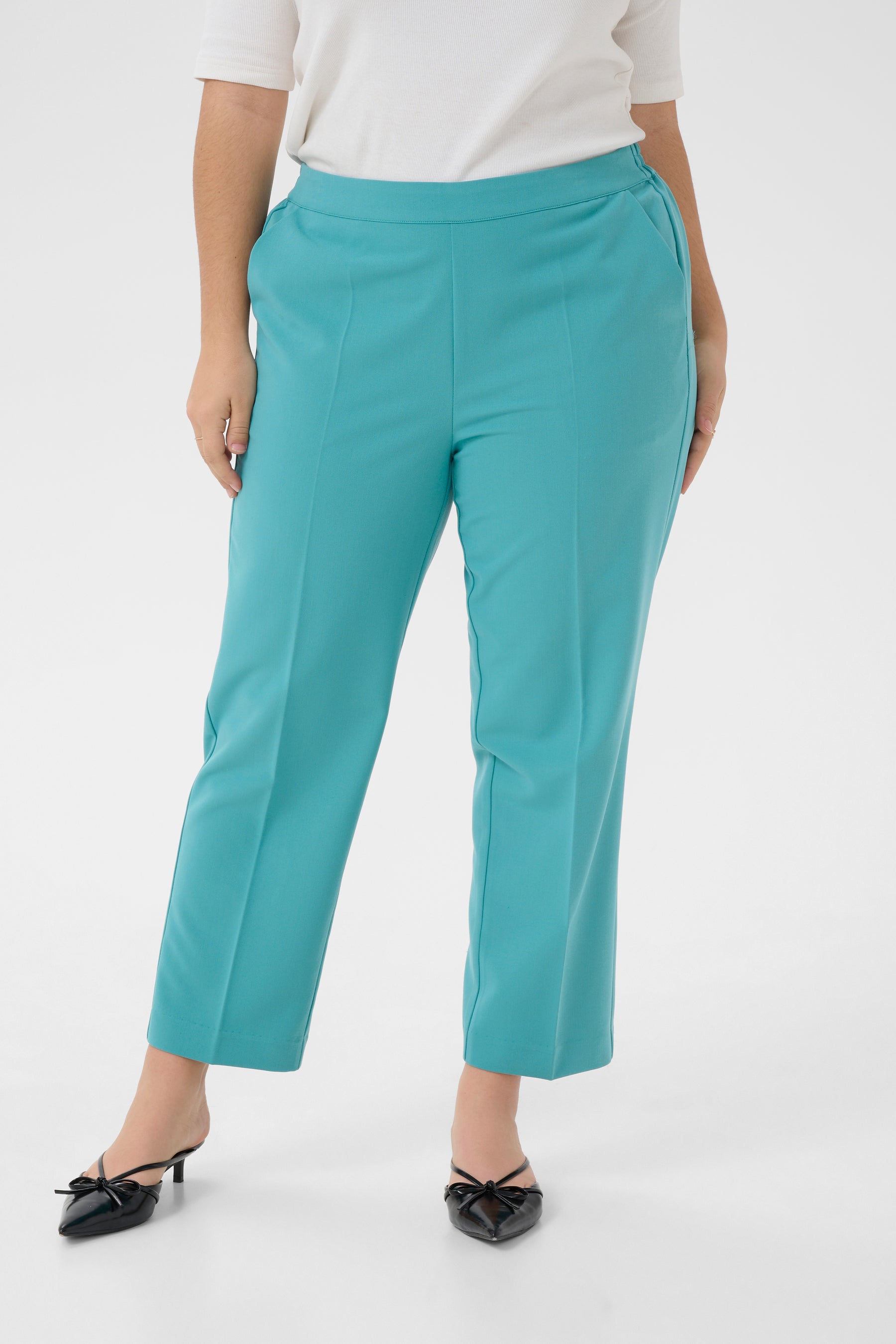 Kaffe Curve Sakira Crop Trousers in Teal