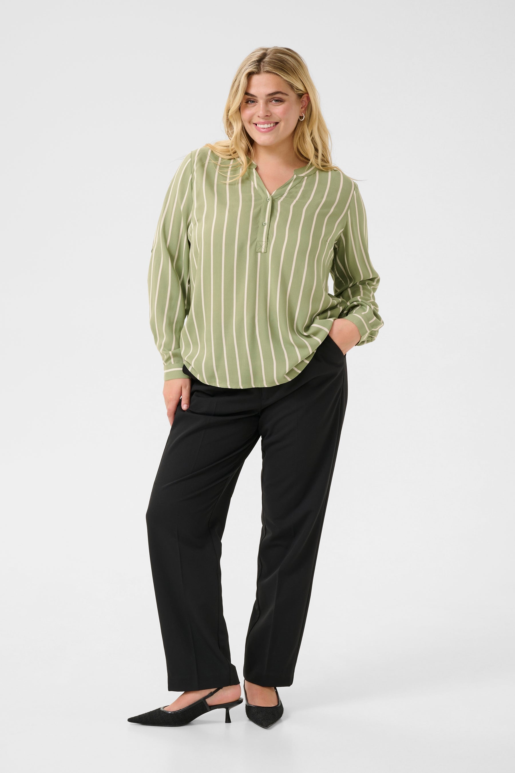 Kaffe Curve Sida Blouse in Khaki