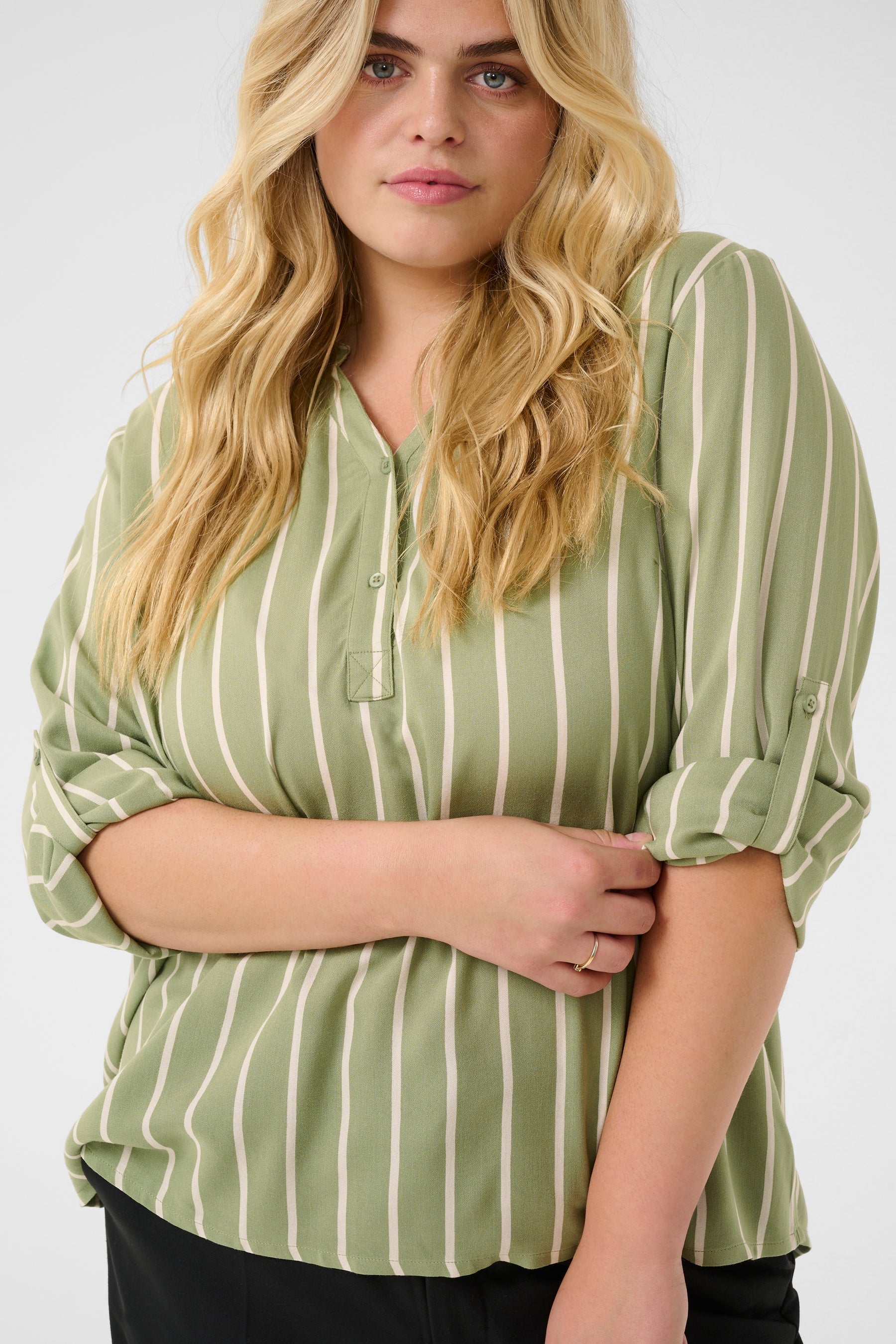 Kaffe Curve Sida Blouse in Khaki