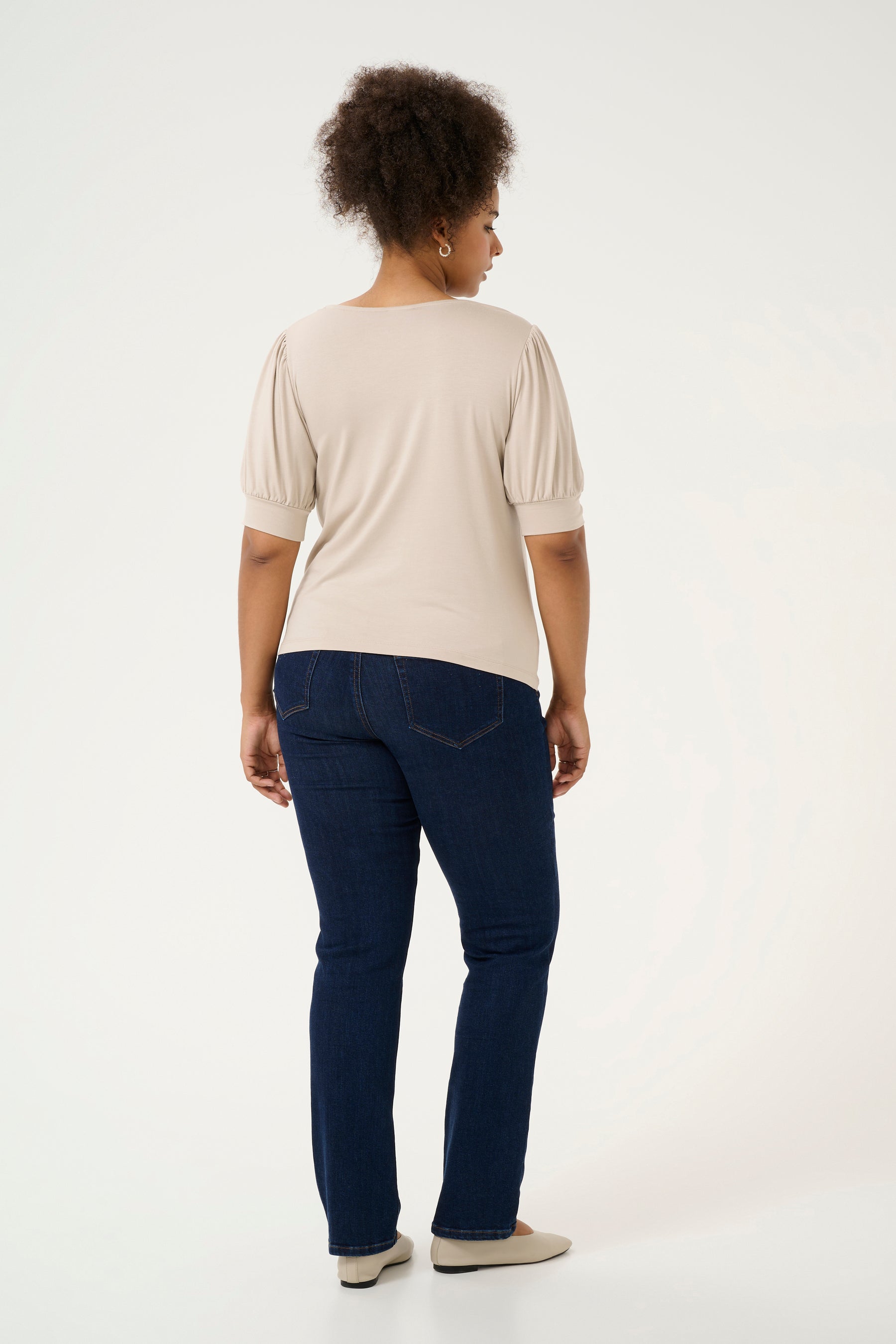 Kaffe Curve Sissy Blouse in Beige