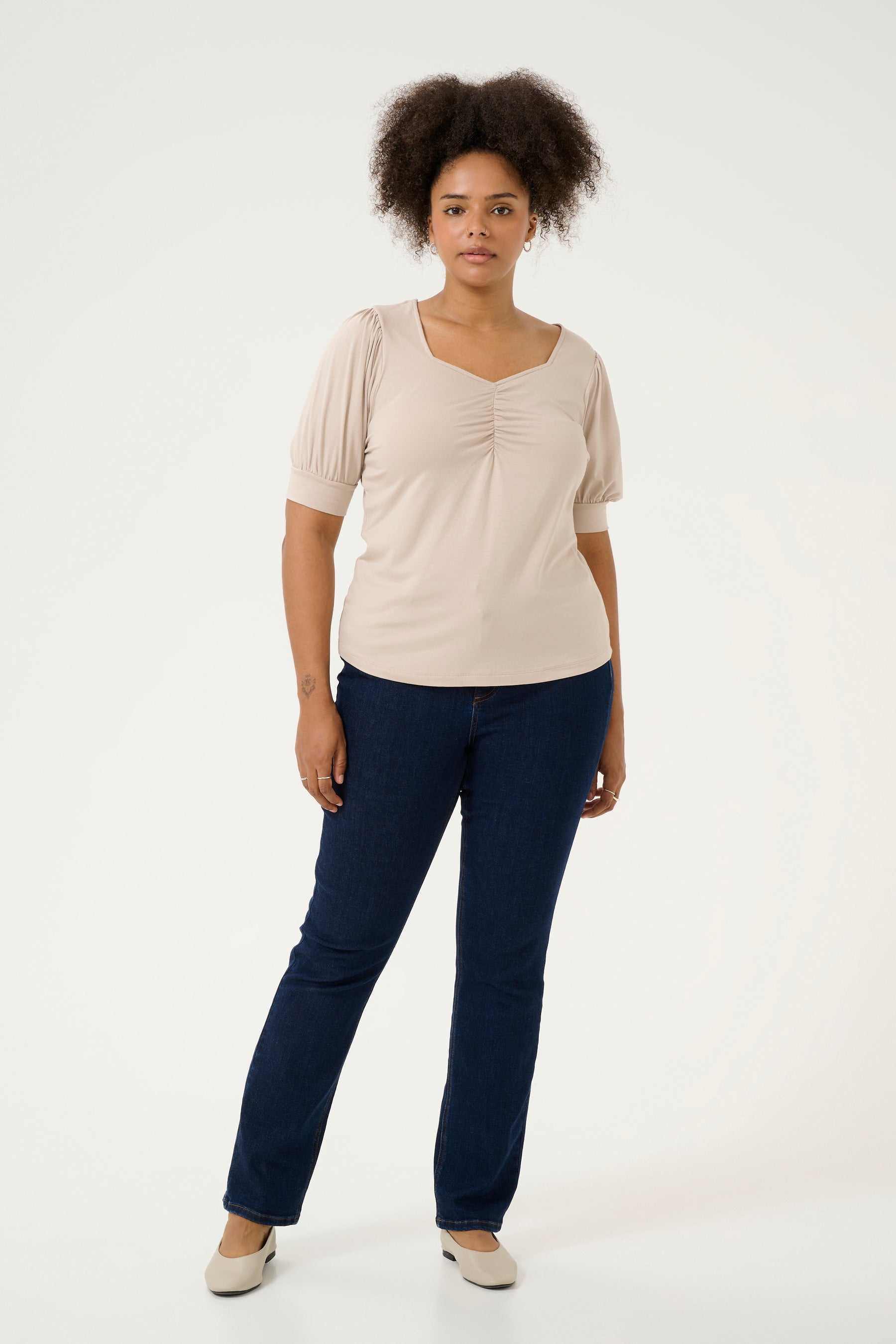 Kaffe Curve Sissy Blouse in Beige