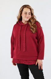 Kelly Hoodie in Wine
