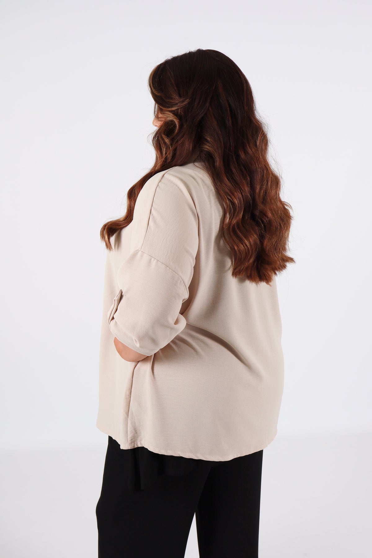 Lainey Cardigan in Beige