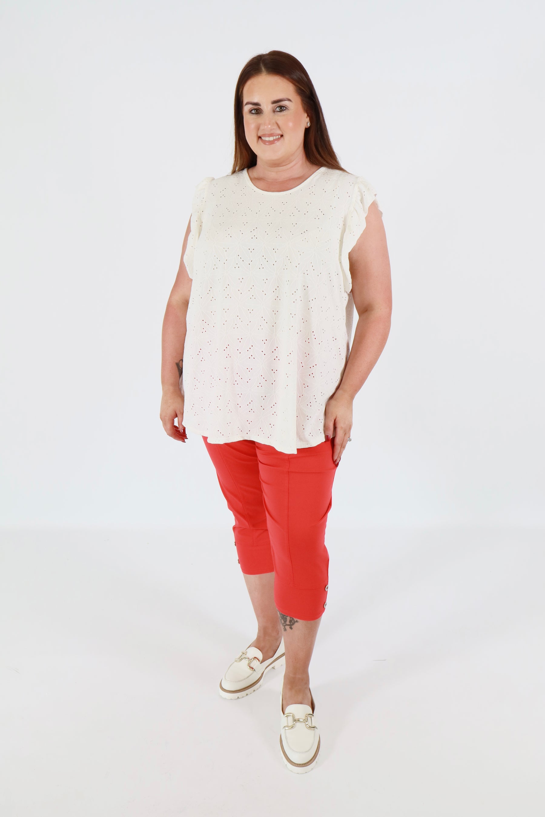 Lucie Crop Trousers in Red