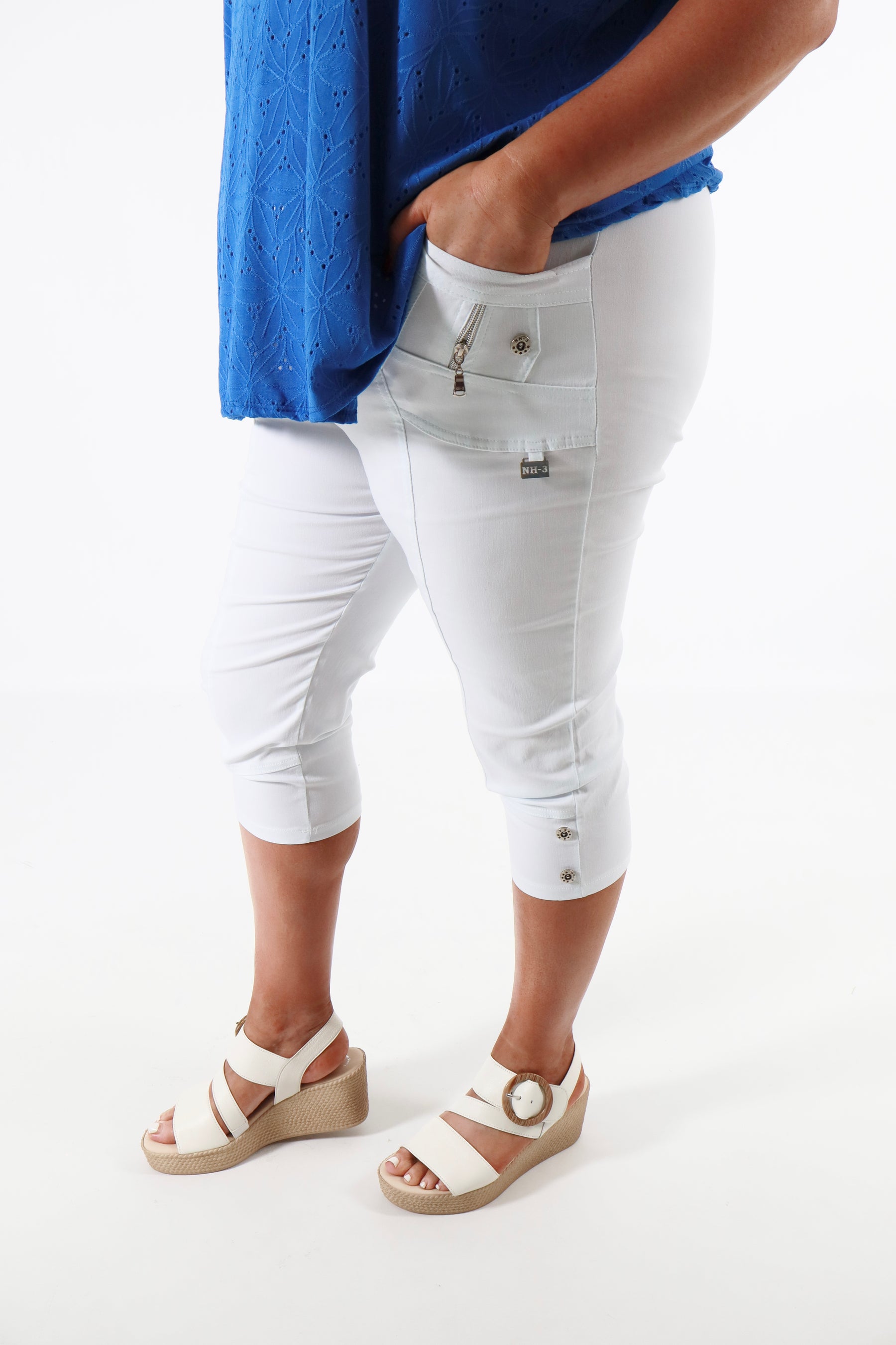 Lucie Crop Trousers in White