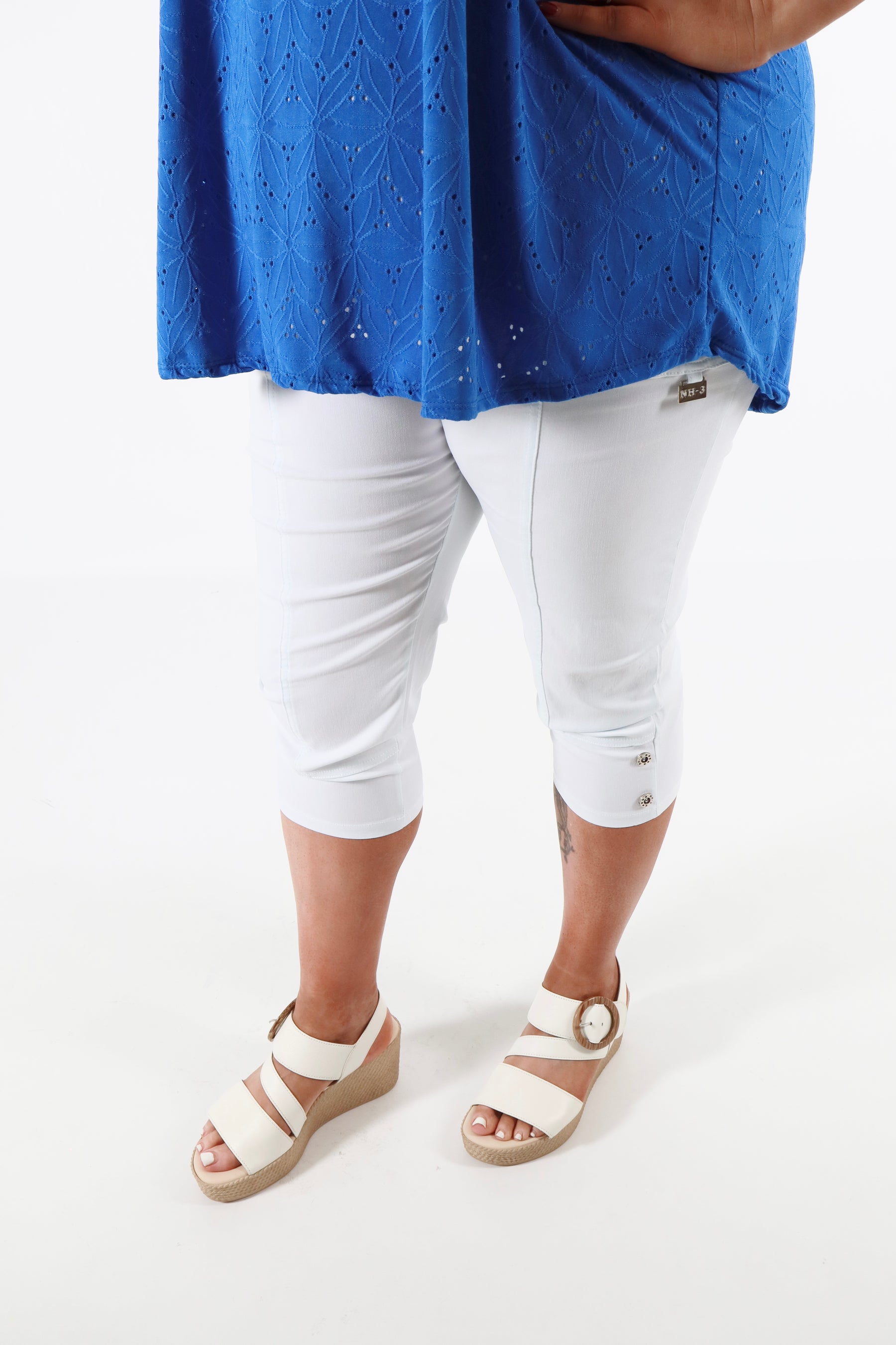 Lucie Crop Trousers in White