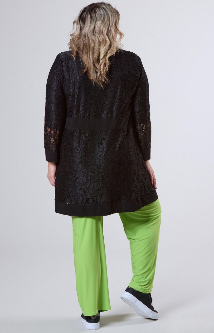 Magna Lace Cardigan in Black