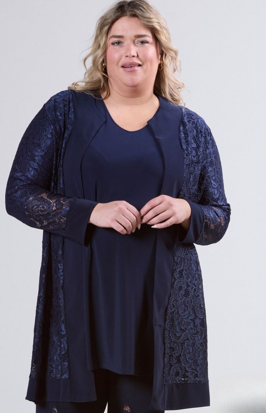 Magna Lace Cardigan in Navy